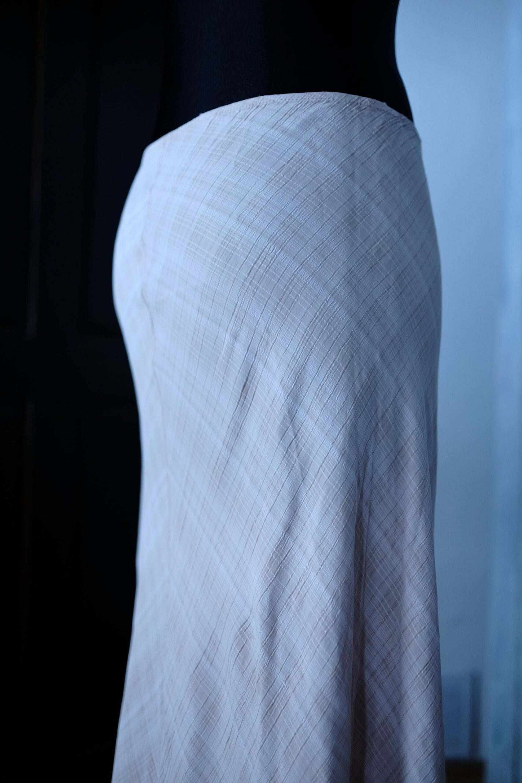 70s Vintage pink Skirt, Romantic Parisian Elegant, Valentine's Day Outfit - Image 10