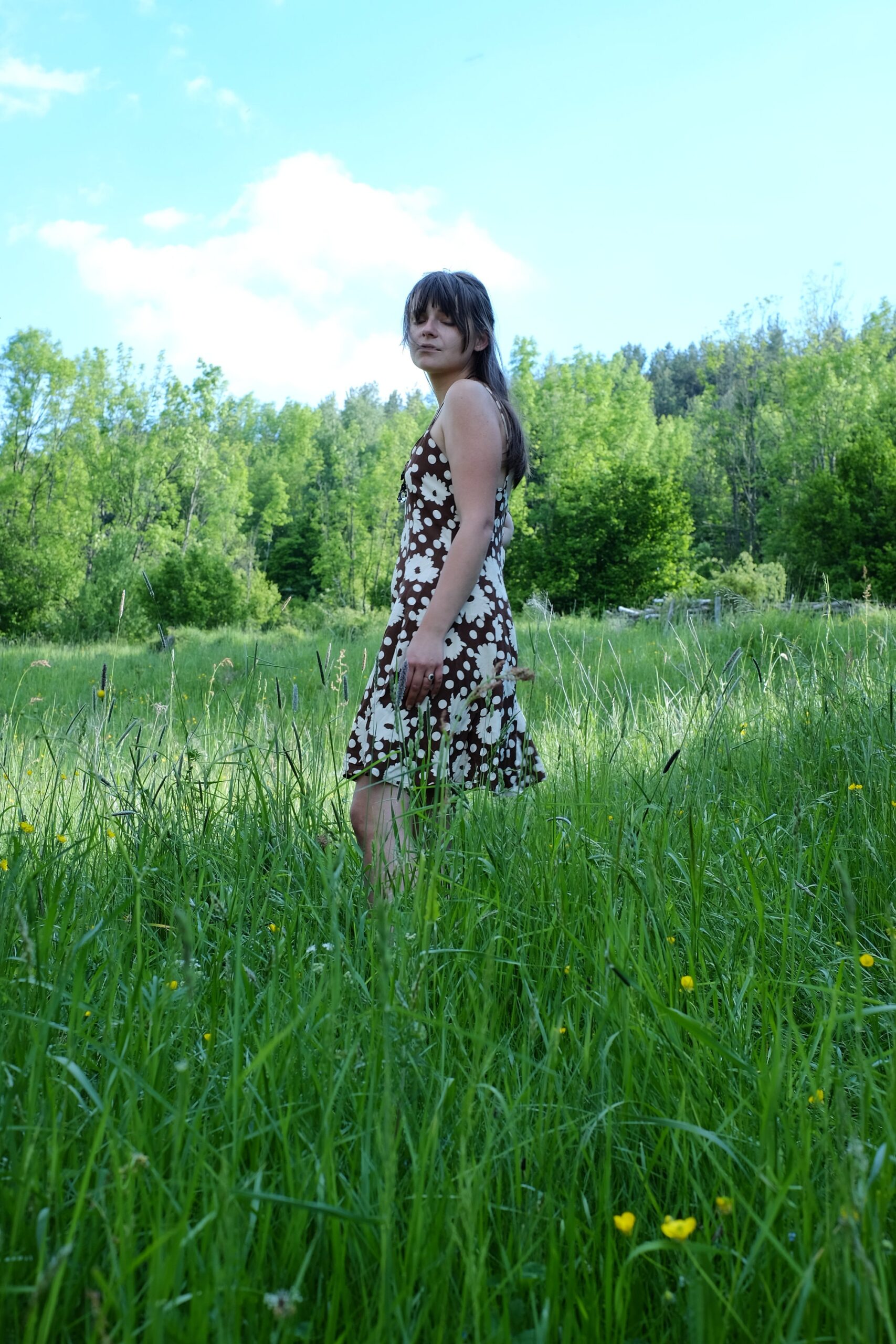 Vintage 90s Skater dress, inspired by the 60s Hippie Era with Daisies - Image 6