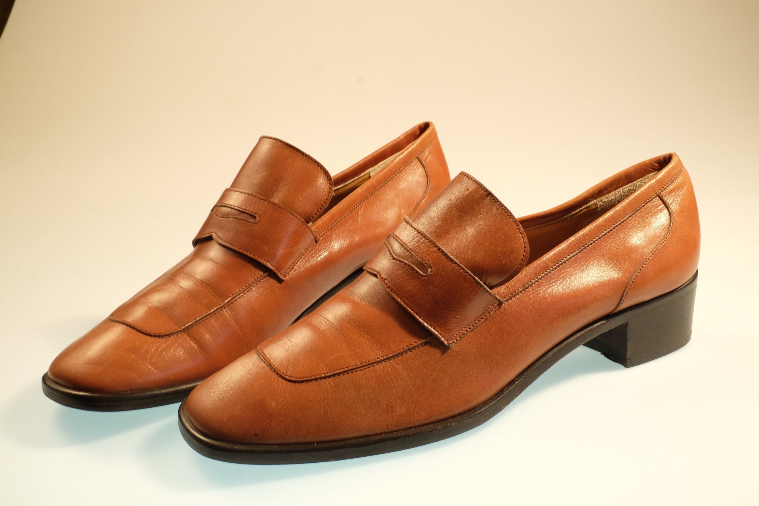 Vintage Caramel Brown Women's Leather Loafers, Sutor Mantellassi Brown Leather Women's Moccasins / Loafers, size EU 37.5 - Image 2