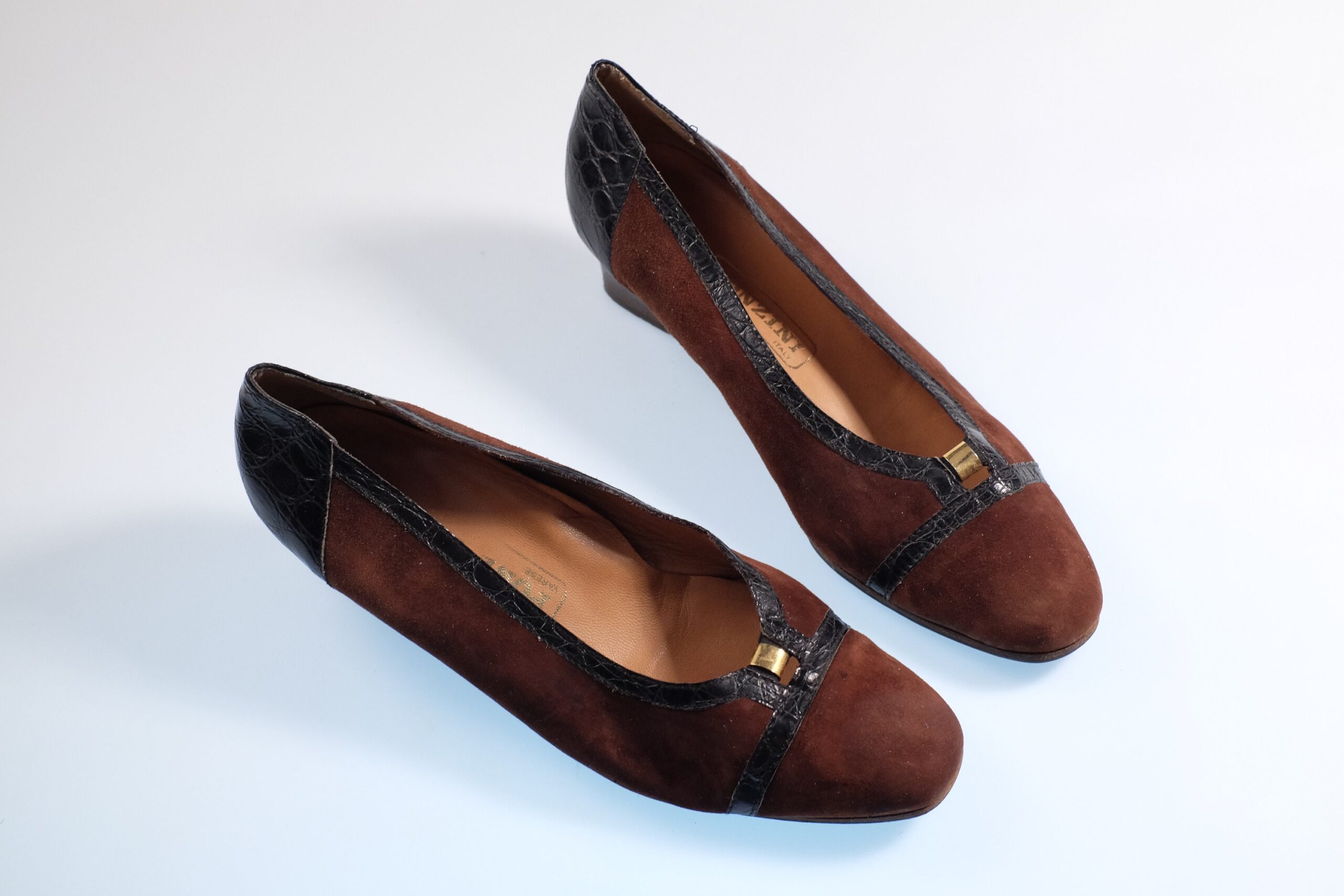 Vintage Brown & Black Leather Pumps Size EU 39 - Image 3