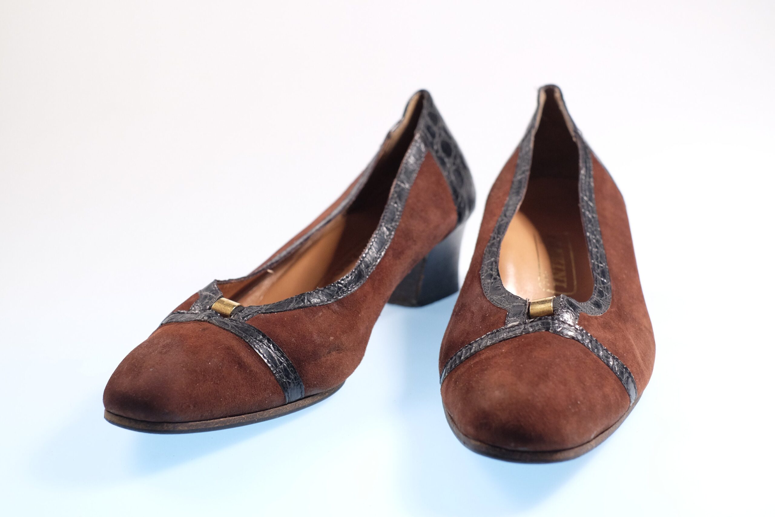 Vintage Brown & Black Leather Pumps Size EU 39 - Image 4
