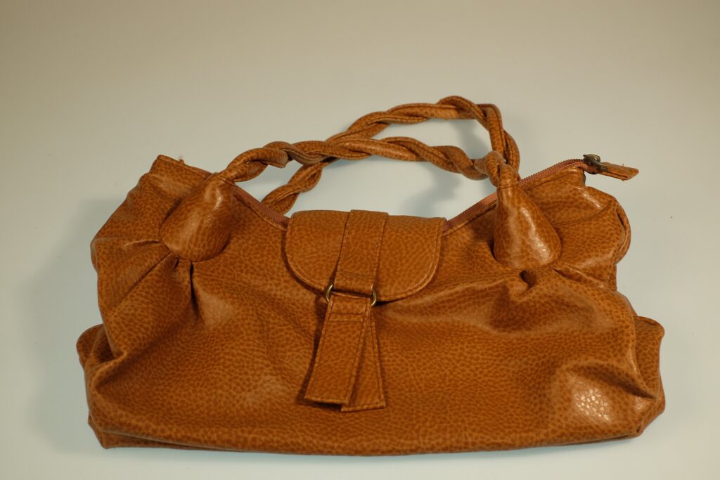 Vintage Brown Y2K Halfmoon Leather Bag / Underarm Purse