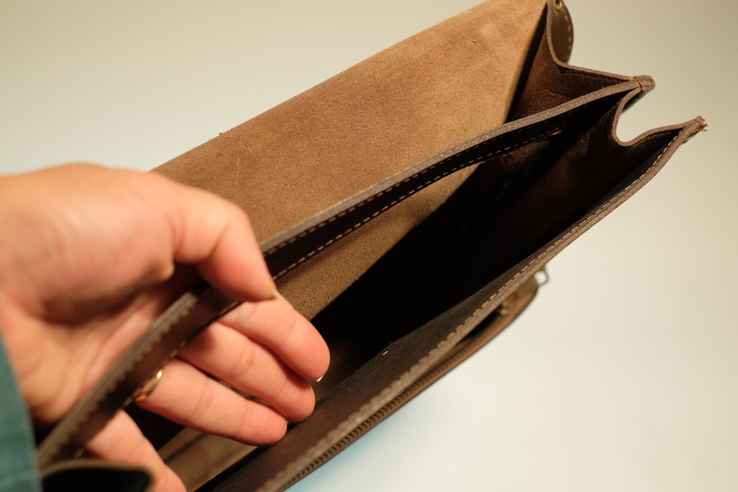 Brown Vintage Briefcase / Leather Satchel Bag - Image 7