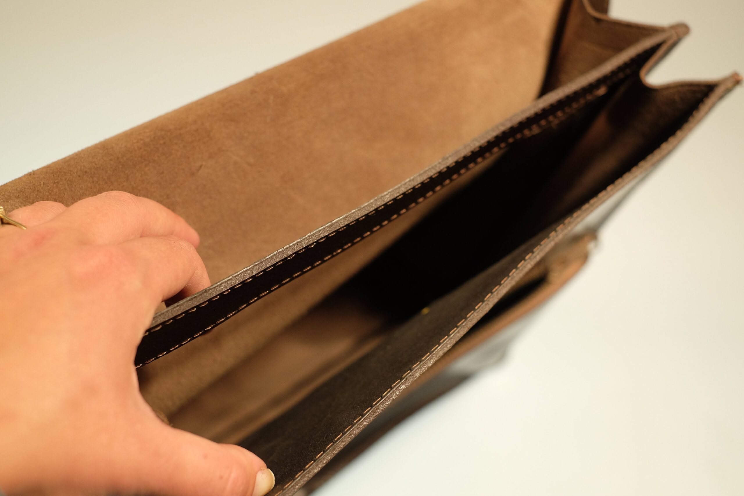 Brown Vintage Briefcase / Leather Satchel Bag - Image 6