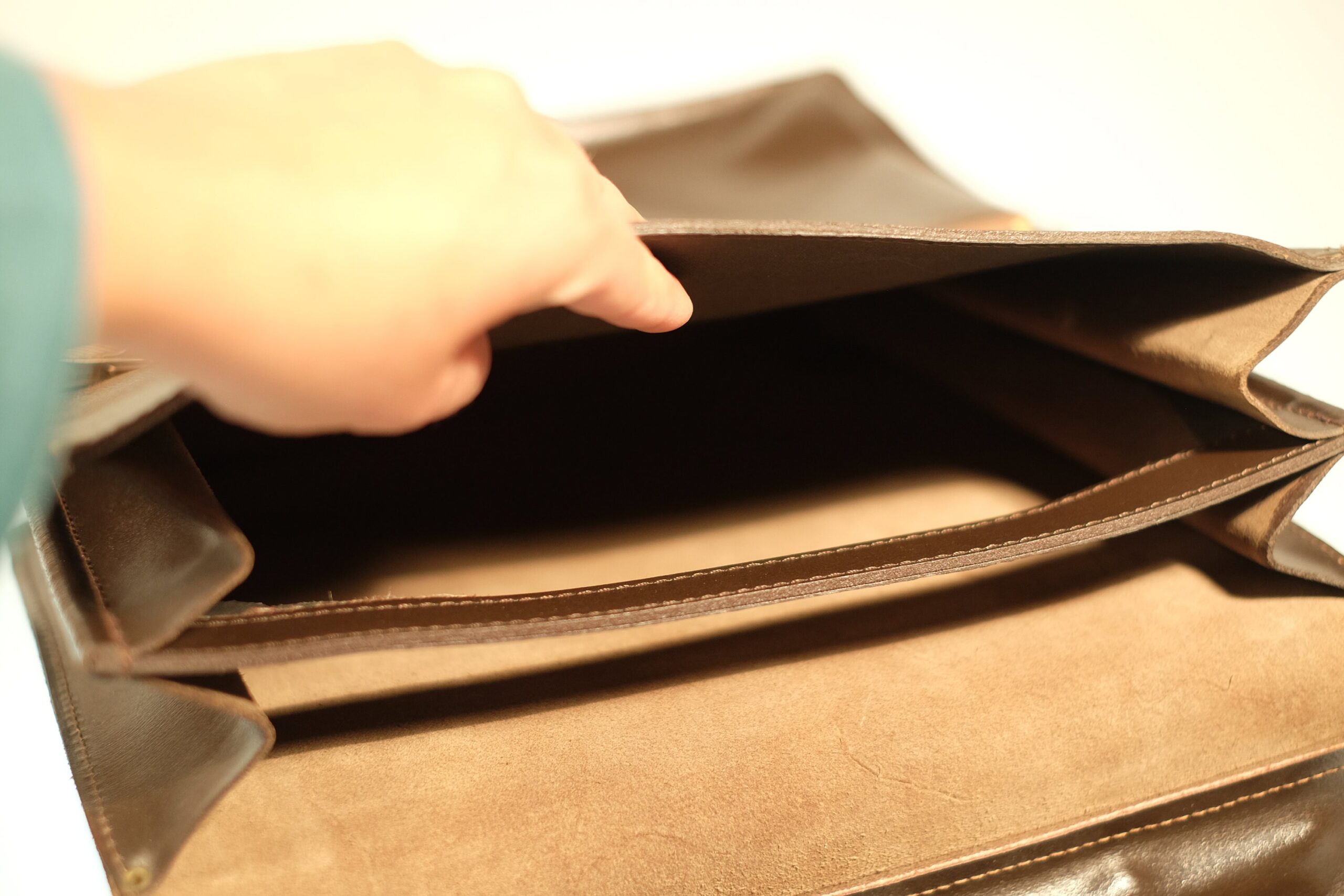 Brown Vintage Briefcase / Leather Satchel Bag - Image 8