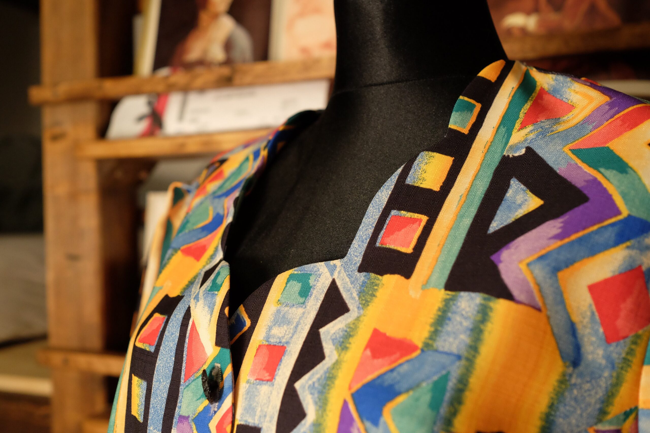Vintage 80s/90s Colourful Short Sleeve Shirt, Button up Blouse - Image 5