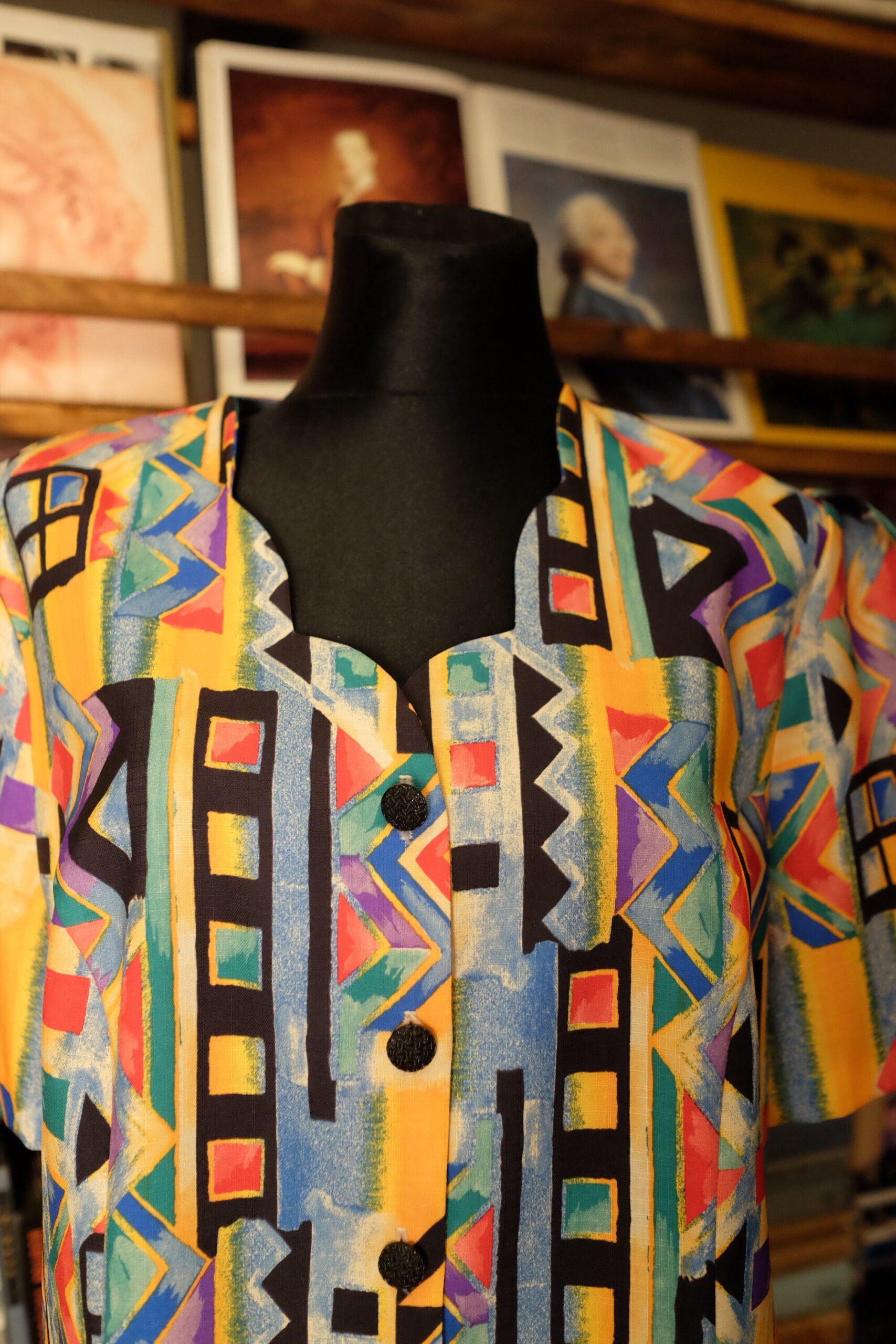 Vintage 80s/90s Colourful Short Sleeve Shirt, Button up Blouse - Image 7