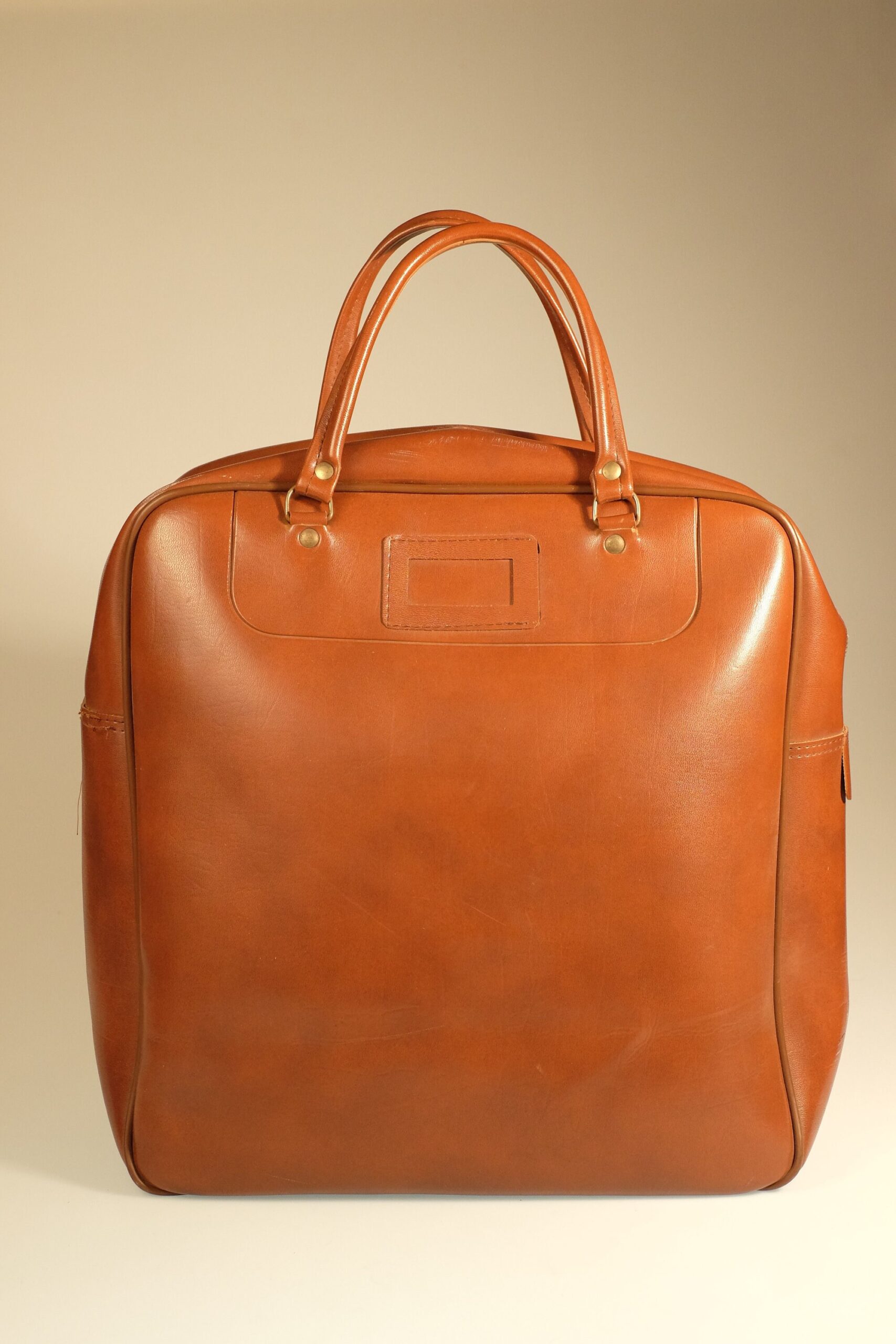 Vintage Leather Overnight Luggage Bag / Suitcase in Caramel Brown Colour/ Retro Weekender Travel Carry on Handle Bag - Image 3