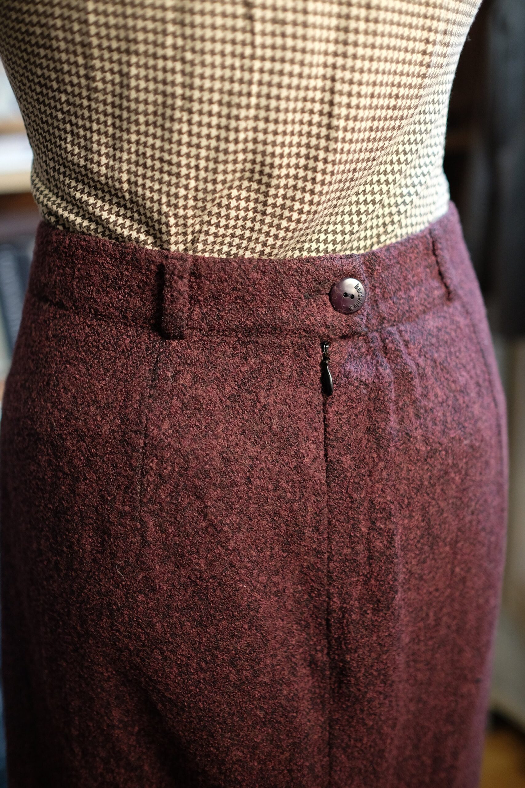 Vintage Magenta Pencil Skirt Size S - Image 3