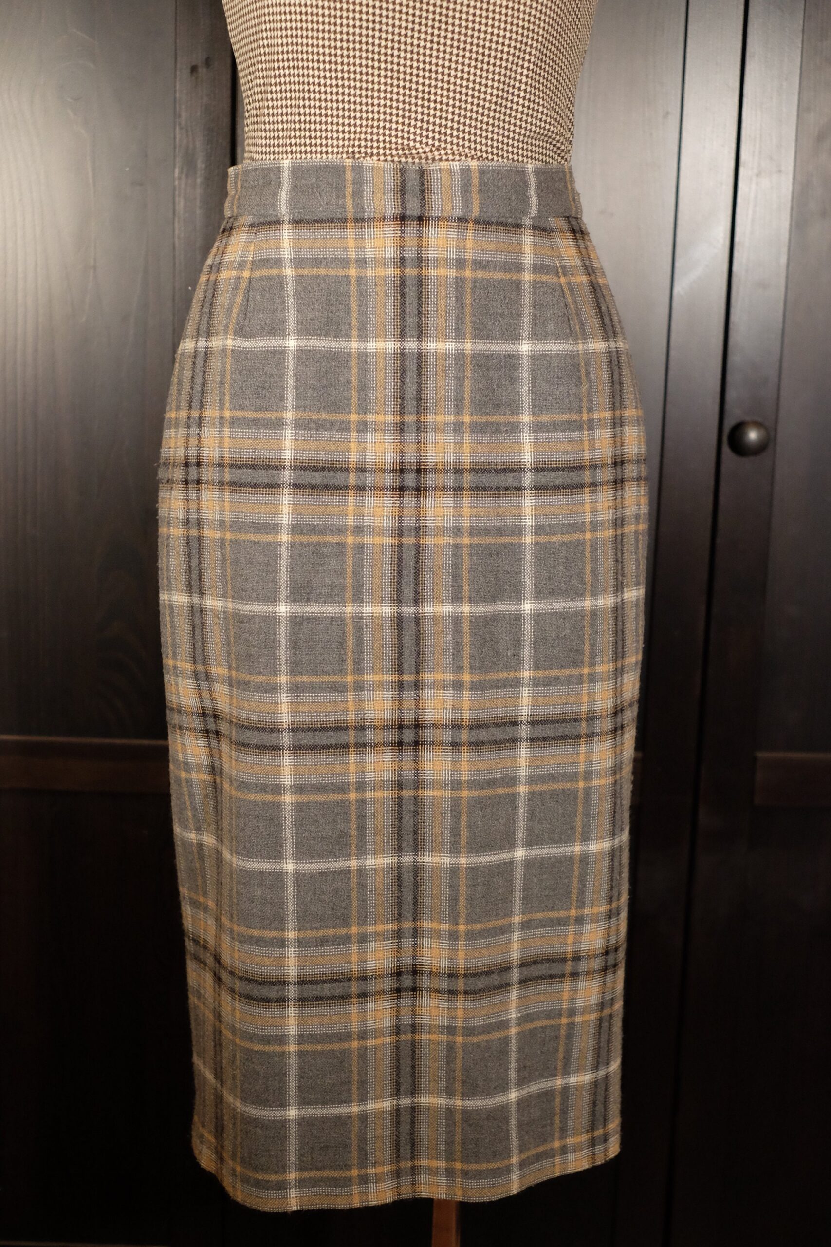Vintage Gray Wool Blend Tweed Carlo Cecci by Odemot Plaid Tartan Pencil Skirt Size S - Image 3