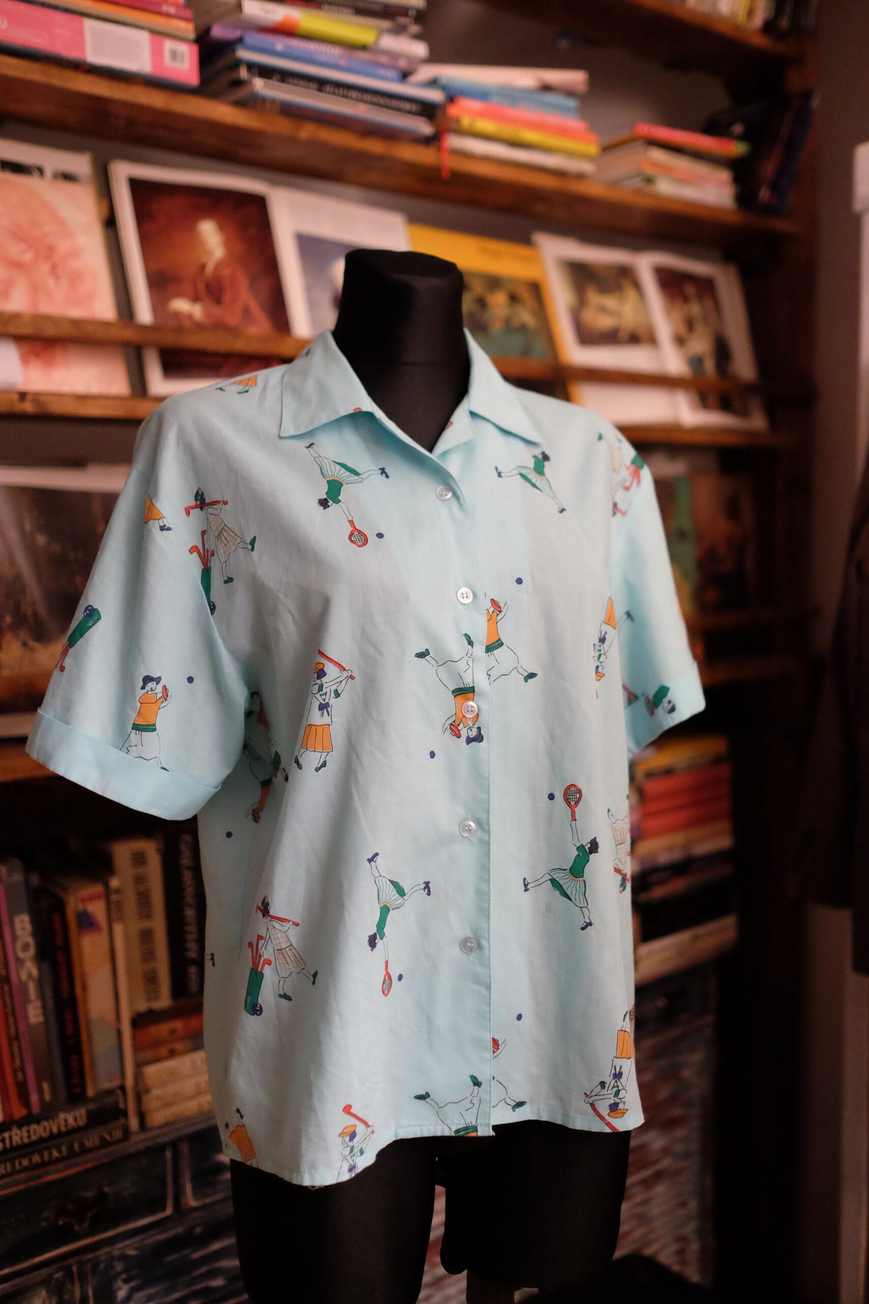 Vintage Funky Mint Colour Short Sleeved Blouse with Sport Motives - Image 8