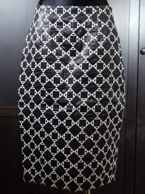 Vintage 80s Geometrical Black and White Pencil Skirt