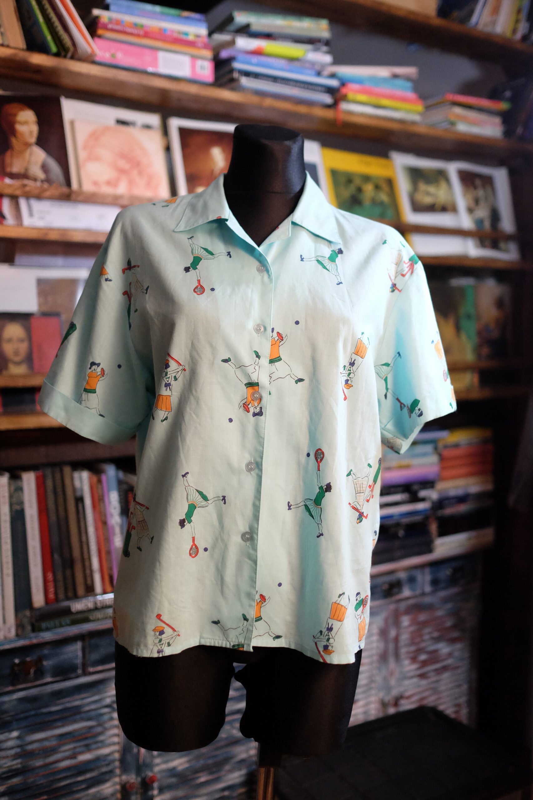 Vintage Funky Mint Colour Short Sleeved Blouse with Sport Motives - Image 2