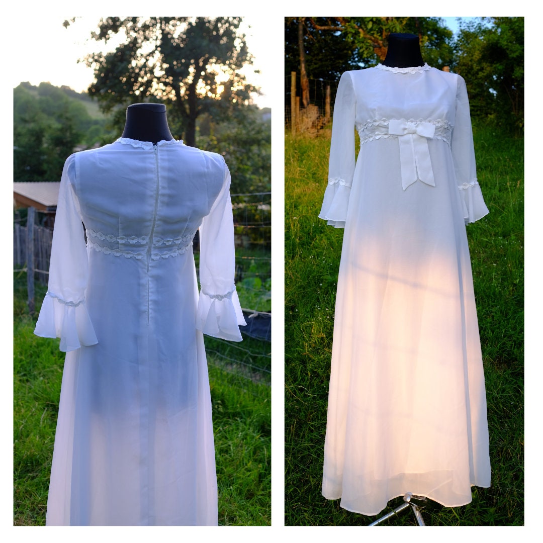 Vintage Minimalist 70s Wedding Dress - Image 2