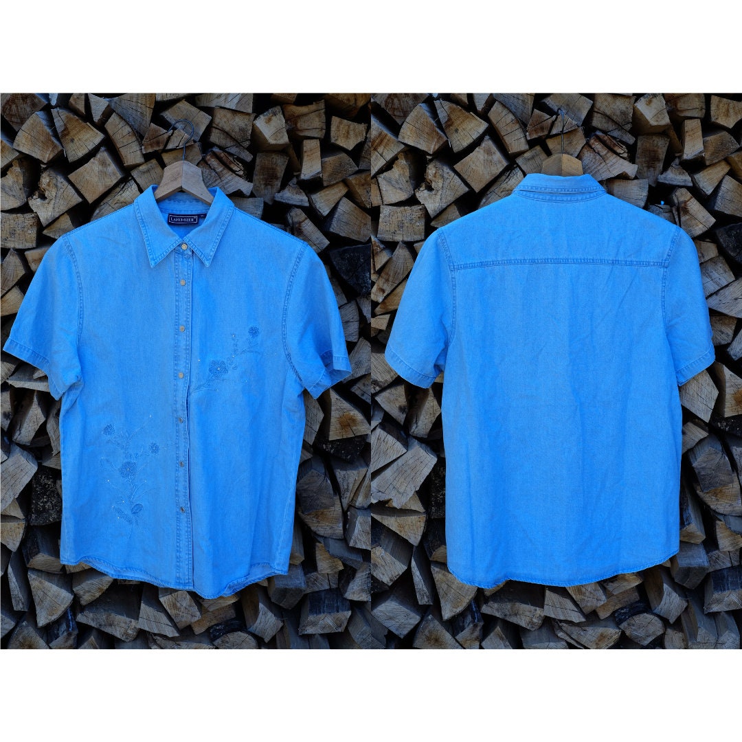 Vintage Light Blue Short Sleeved Floral Embroidered Denim Shirt - Image 2