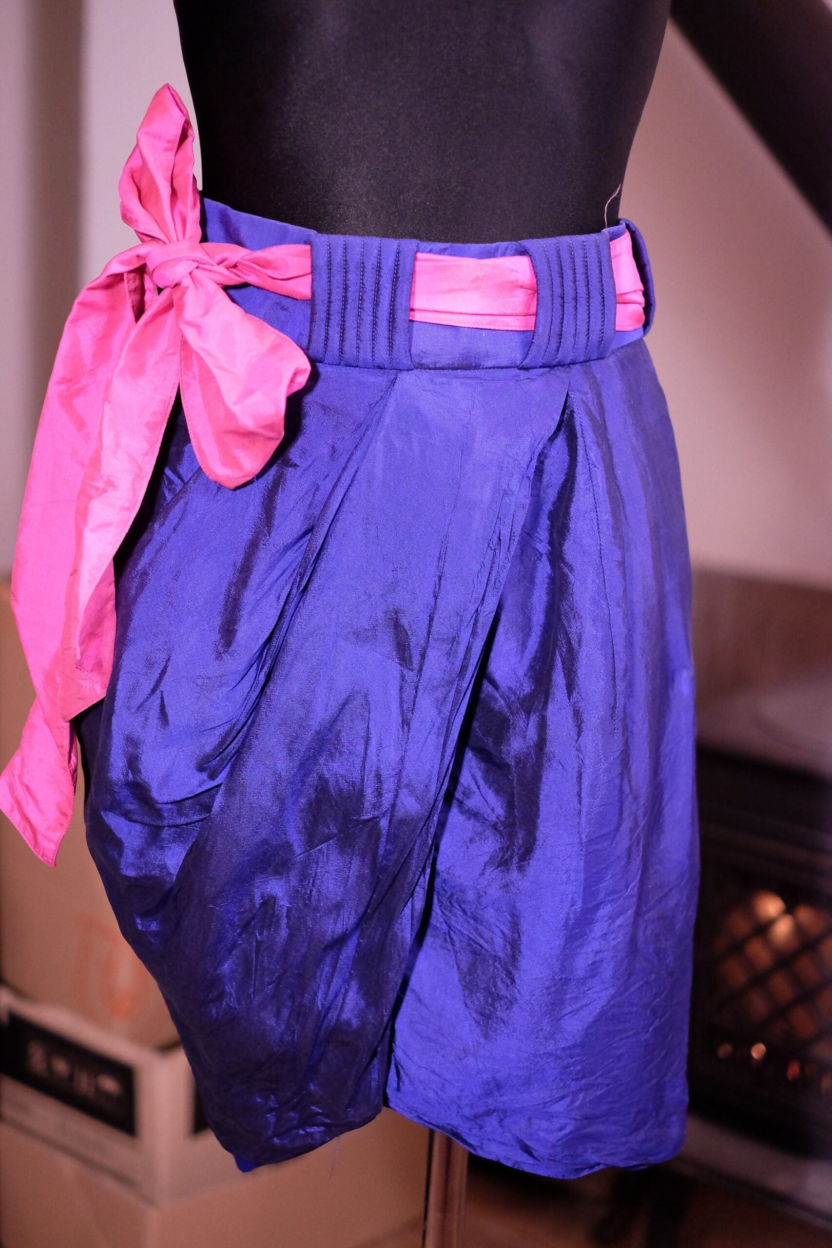 80s Vintage Metallic Blue Pink Bow Pencil Skirt | Thai Silk Skirt - Image 3