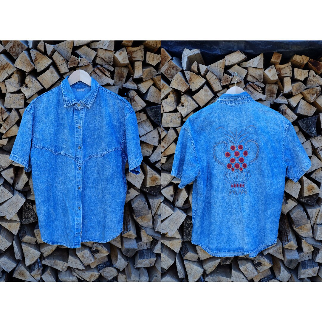 Vintage Short Sleeved Western Style Embroidered Floral Design Denim Shirt - Image 2
