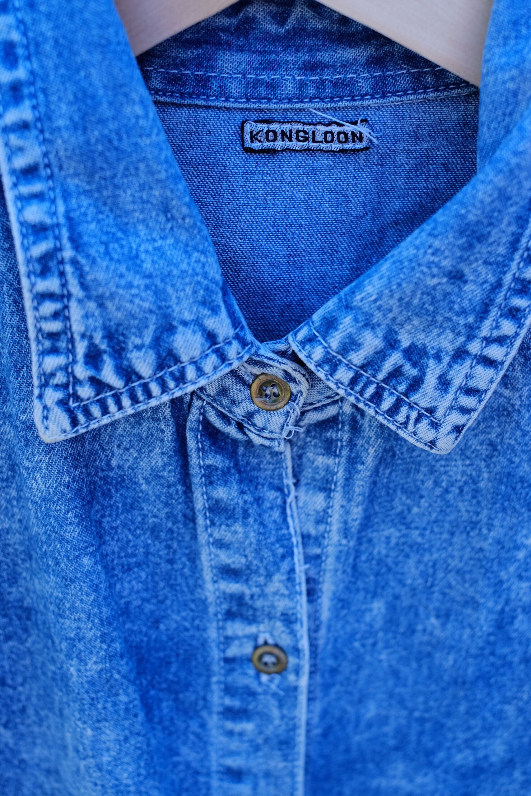 Vintage Short Sleeved Western Style Embroidered Floral Design Denim Shirt - Image 4