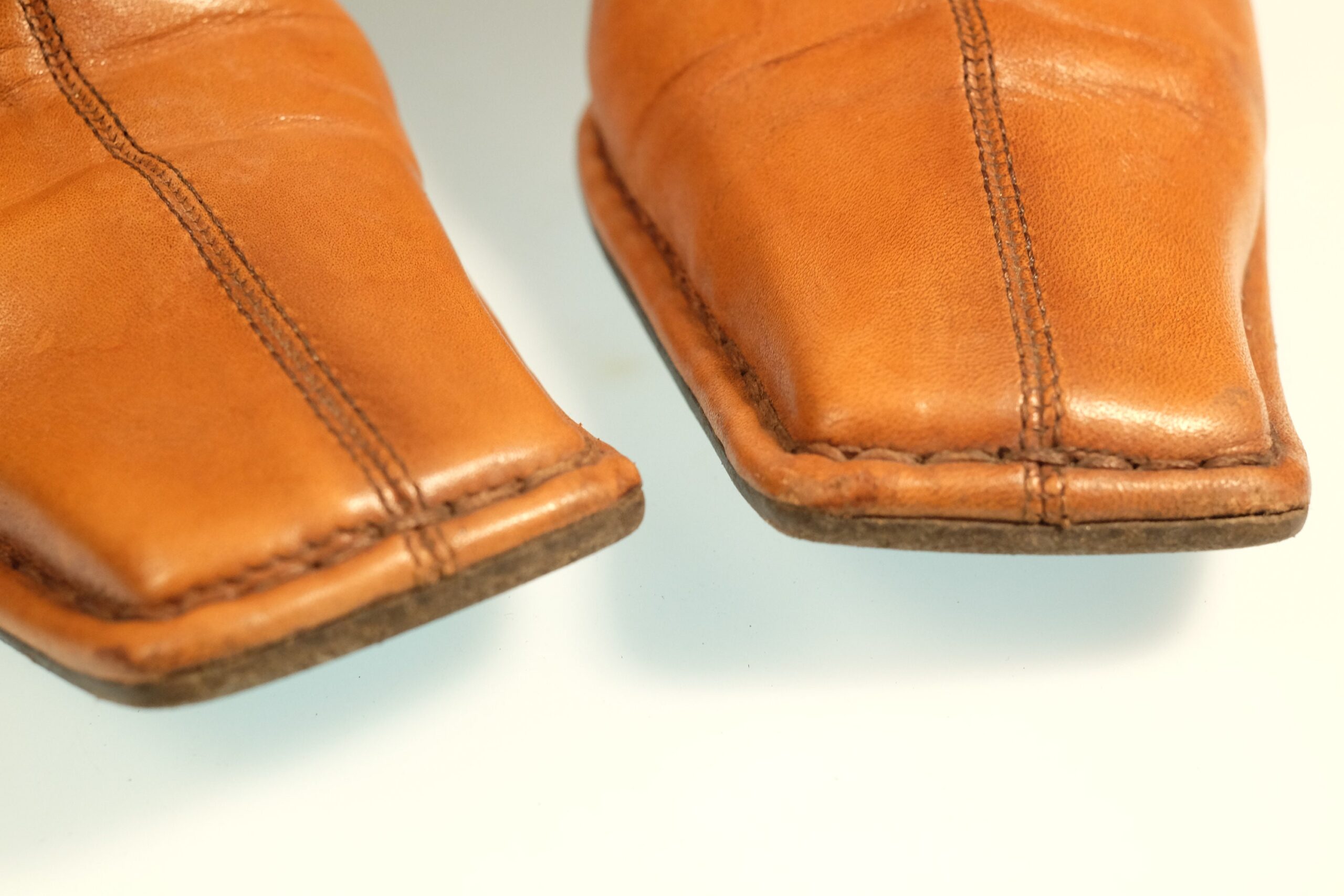 90s Y2K Square Toe Caramel Brown Leather Ankle Boots, Vintage 90s Block Heel Booties EU39 /UK5.5/ US8.5 - Image 3