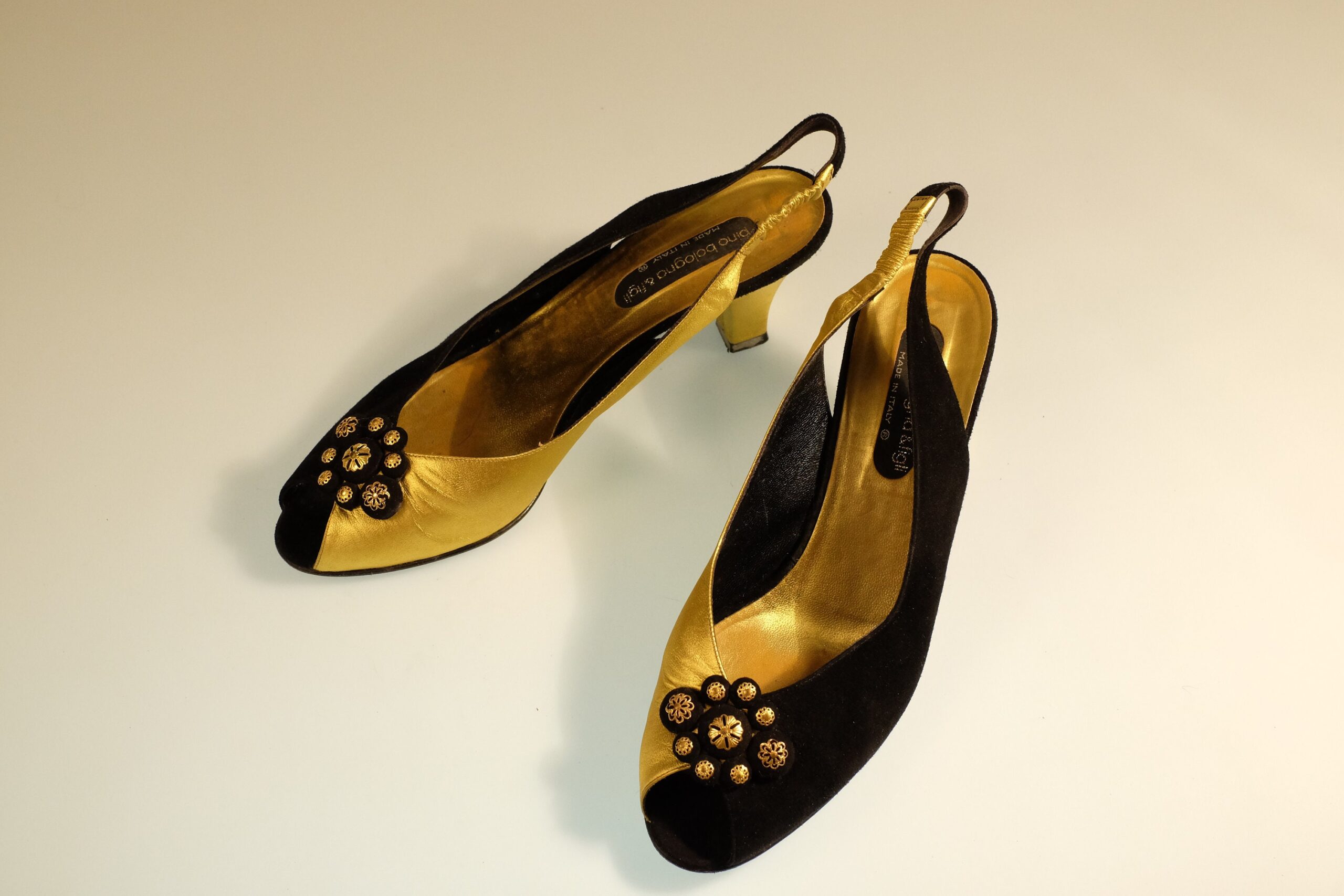 Vintage 80s Pino Bologna & Figli Jeweled Hollywood Style Black and Gold Sandals - Image 9