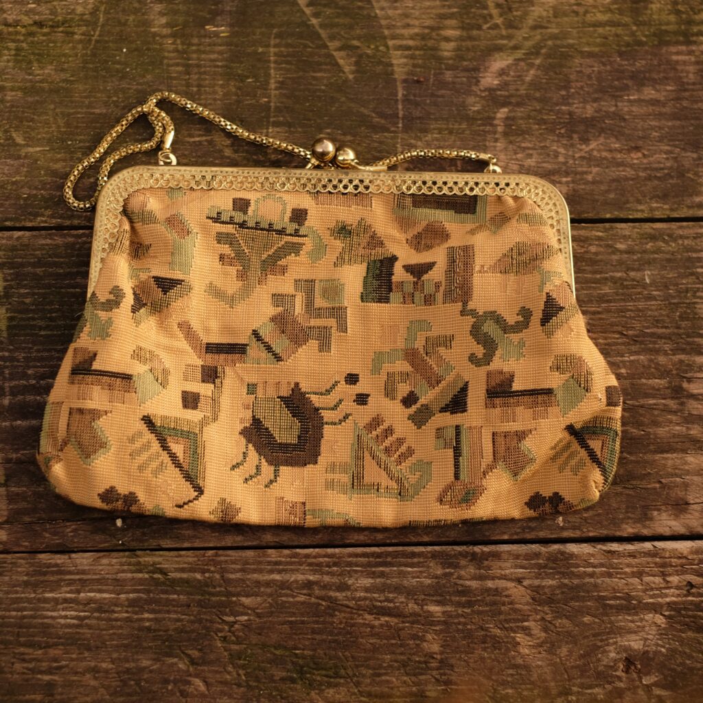 Vintage Tapestry Beige Gold Clutch Purse