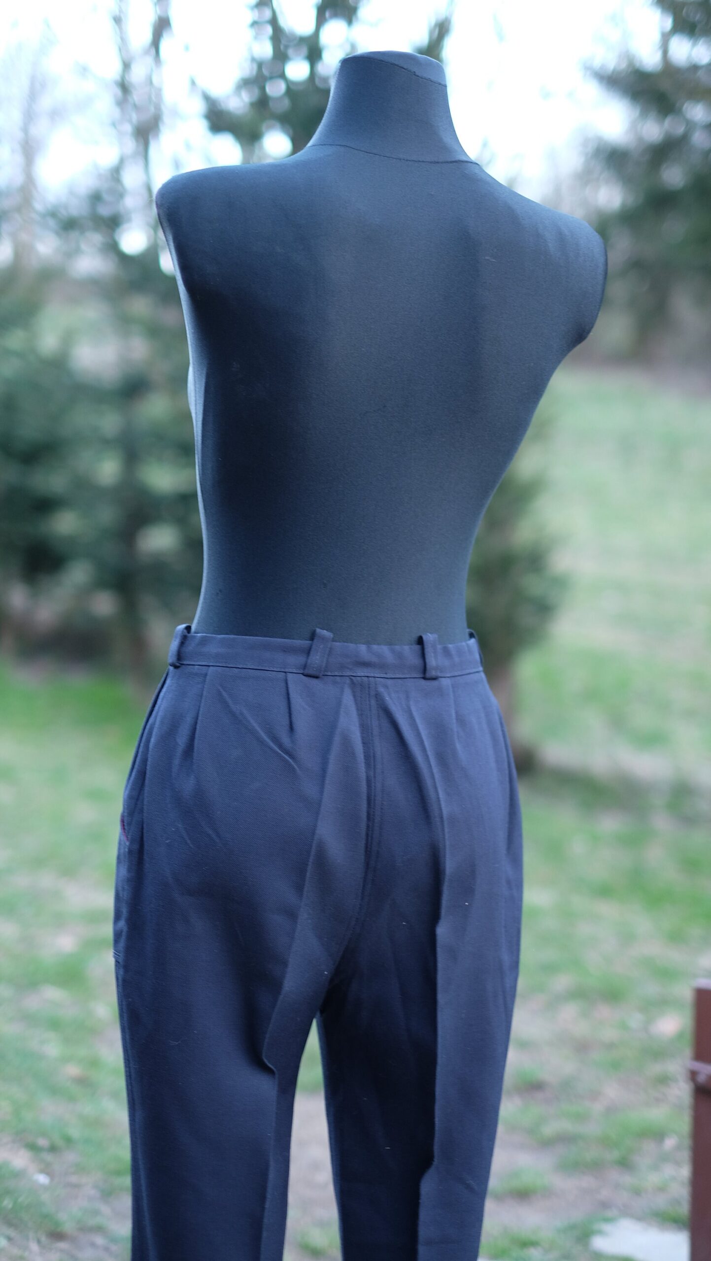 Vintage Navy blue creased trousers - Image 4