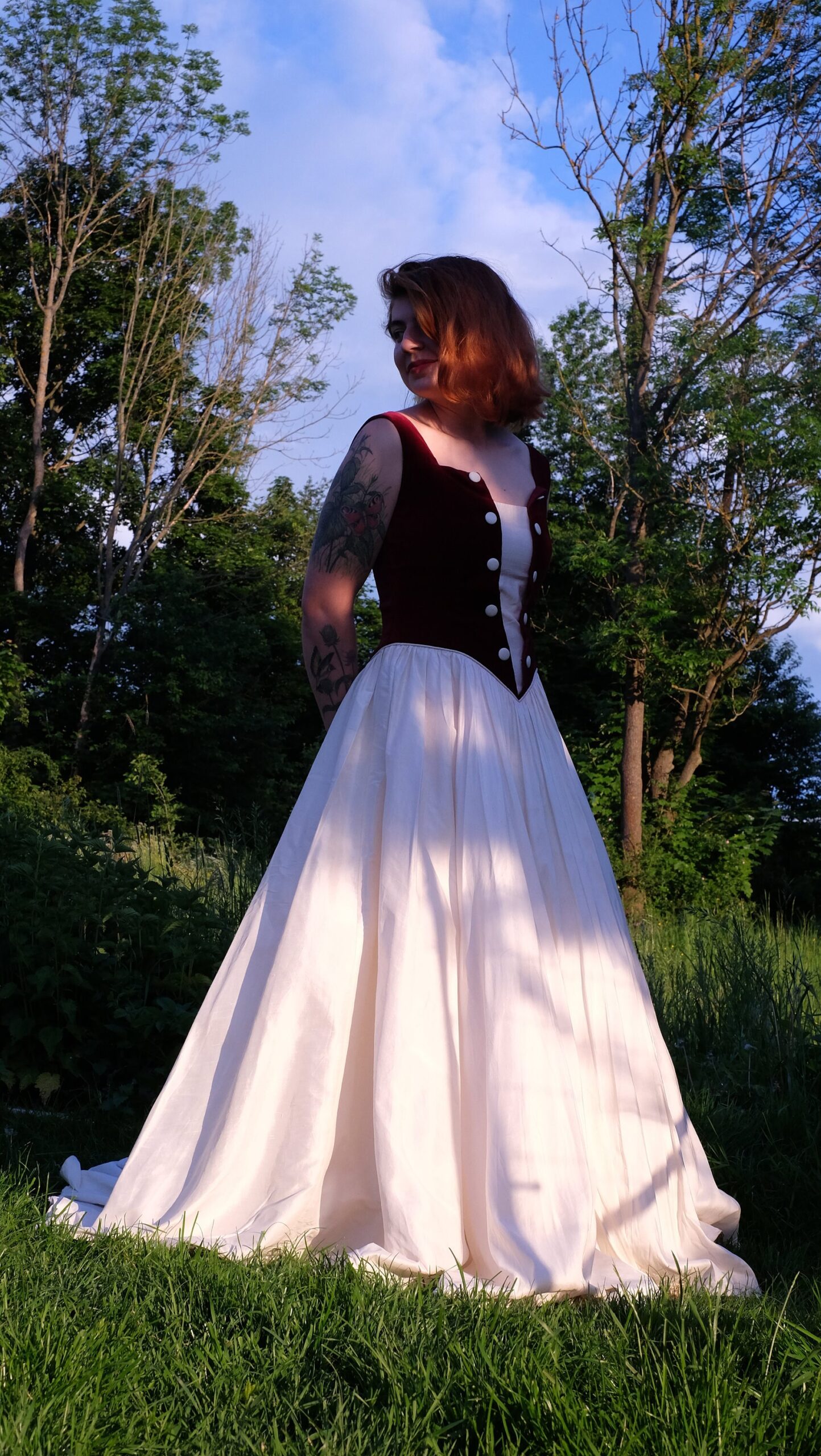 Vintage Cottagecore Silk Wedding Dress with Burgundy Red Velvet Bustier and a Cream Circle Skirt, Lohrengel Cassel Bridal Gown - Image 9