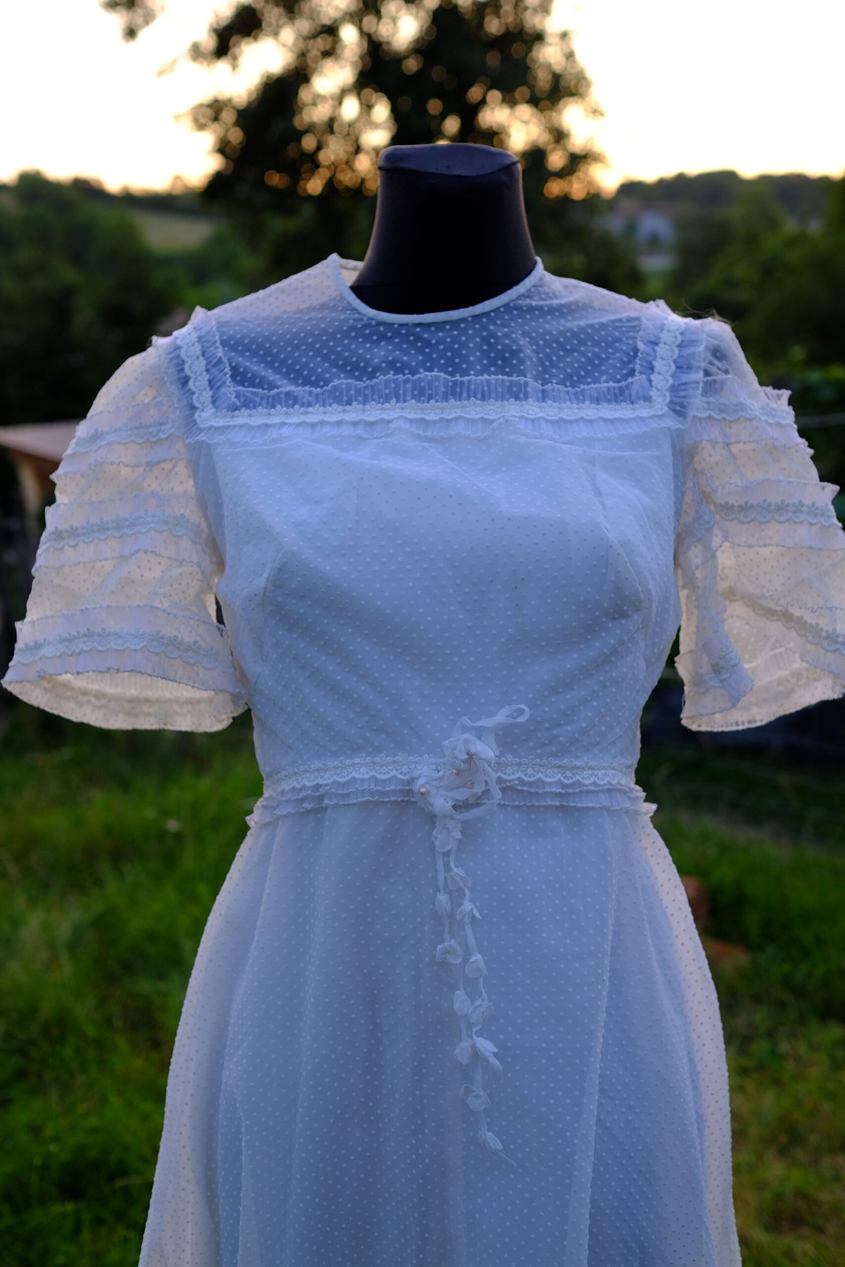 Victorian Style 70s Wedding Dress, Vintage Short Sleeved Bridal Gown - Image 7