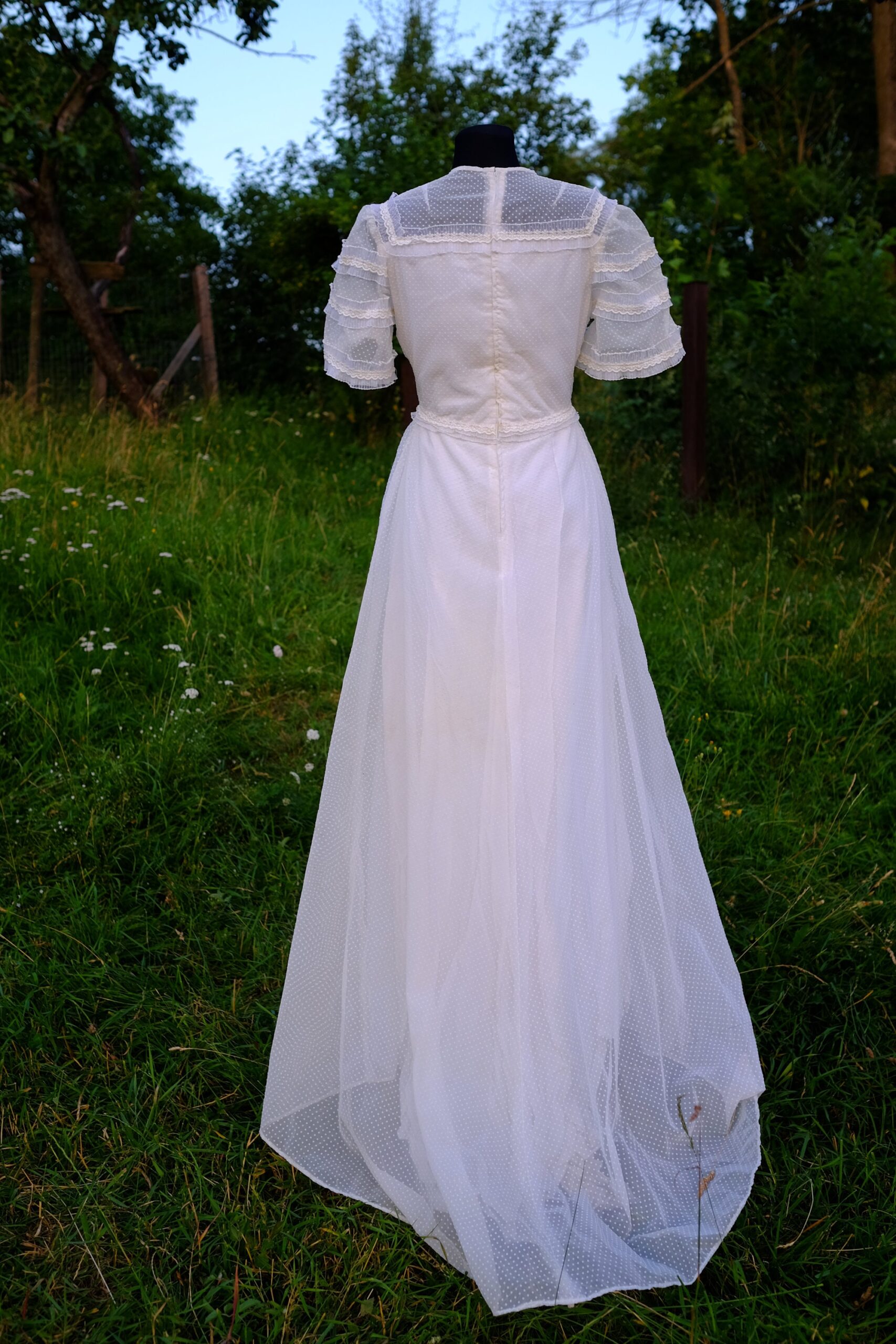 Victorian Style 70s Wedding Dress, Vintage Short Sleeved Bridal Gown - Image 8