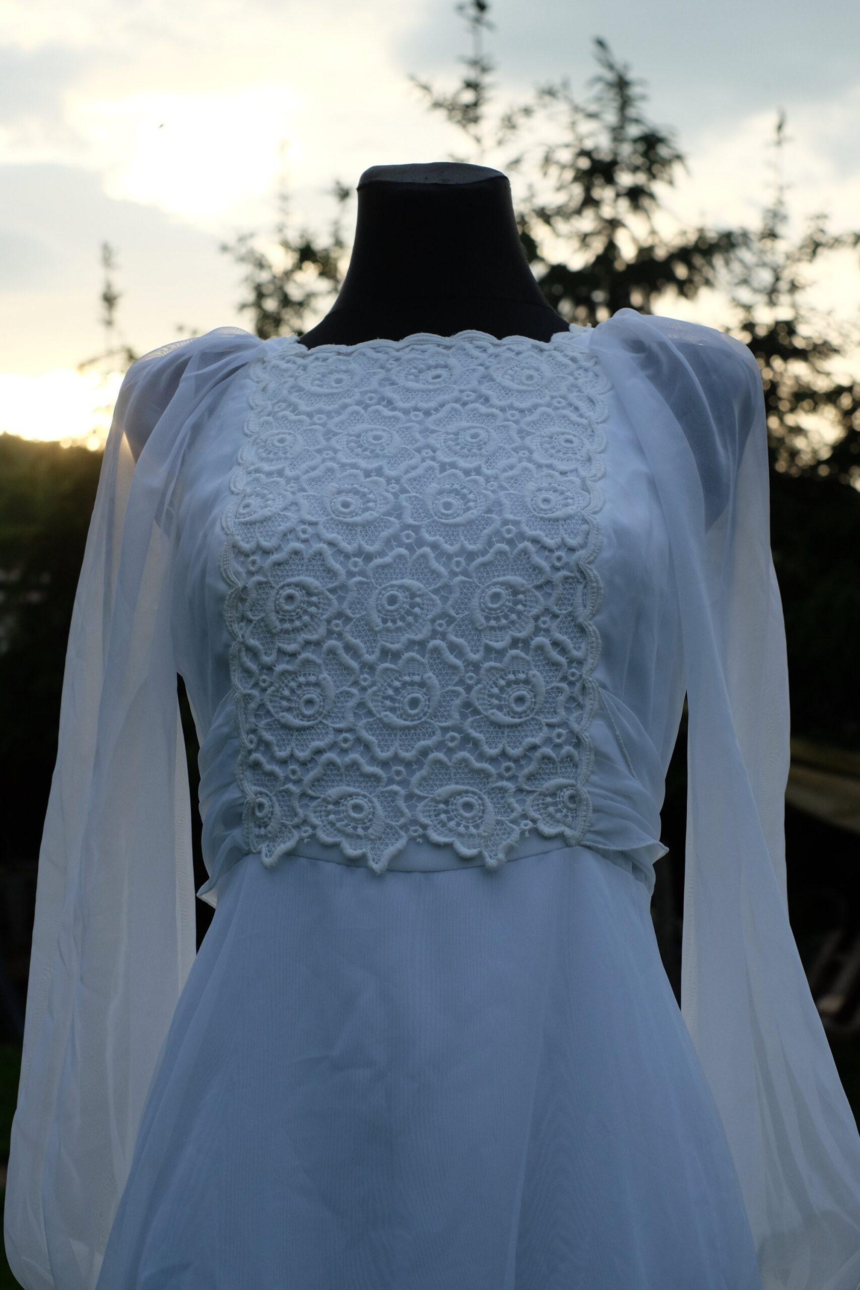 70s Vintage Boho Wedding Dress, Dreamy Cottagecore Wedding Gown - Image 4