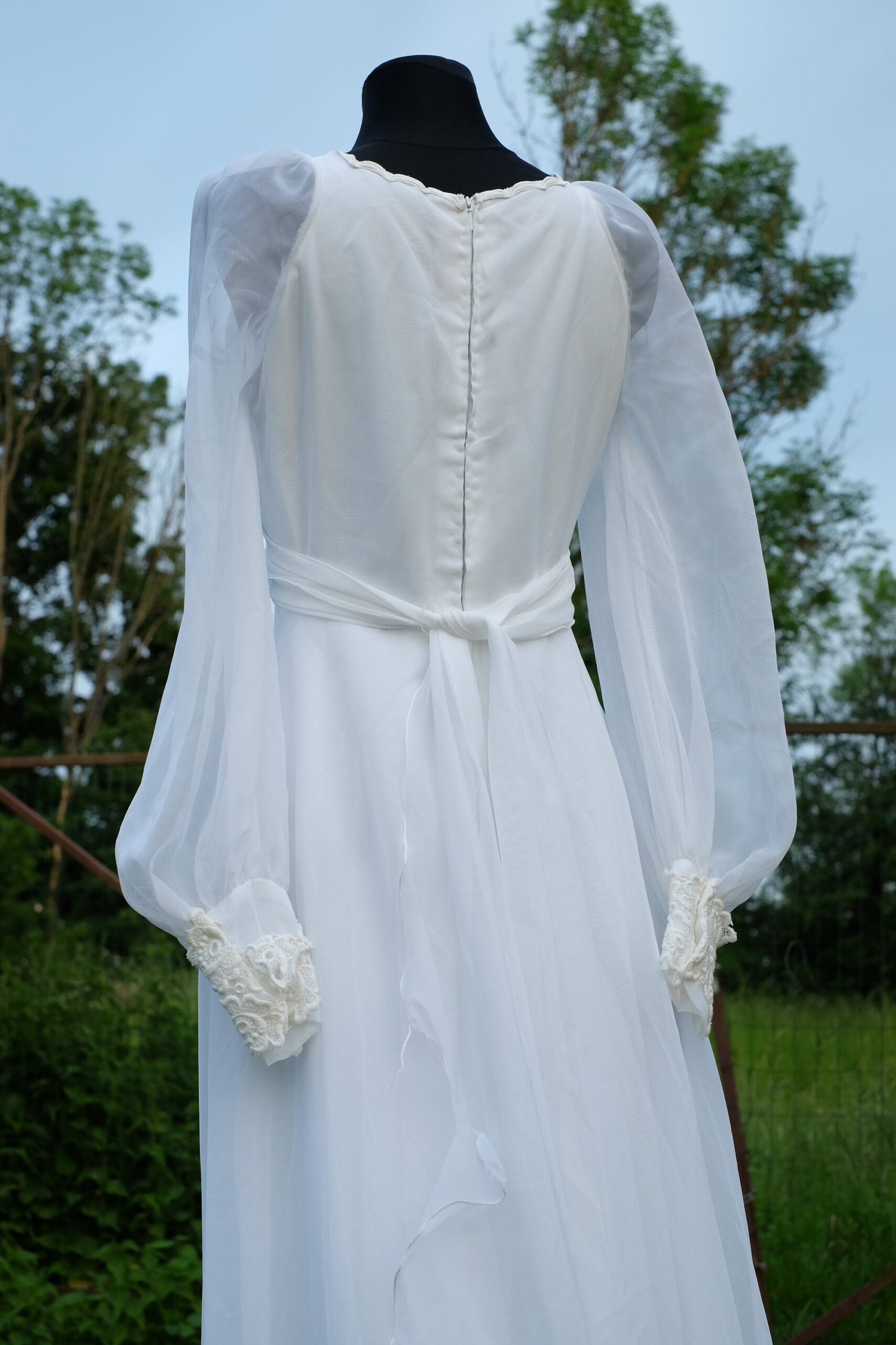 70s Vintage Boho Wedding Dress, Dreamy Cottagecore Wedding Gown - Image 6