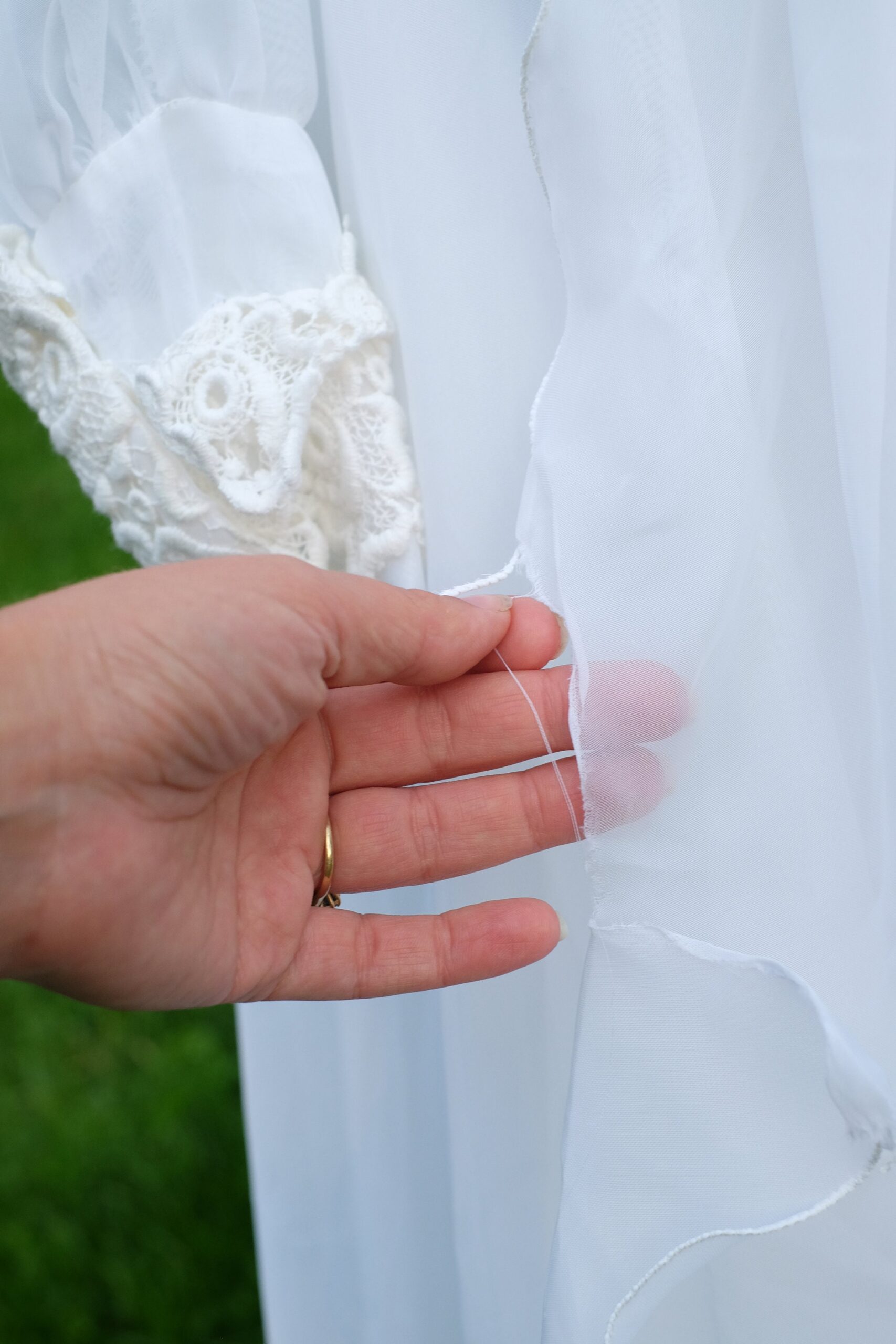 70s Vintage Boho Wedding Dress, Dreamy Cottagecore Wedding Gown - Image 10