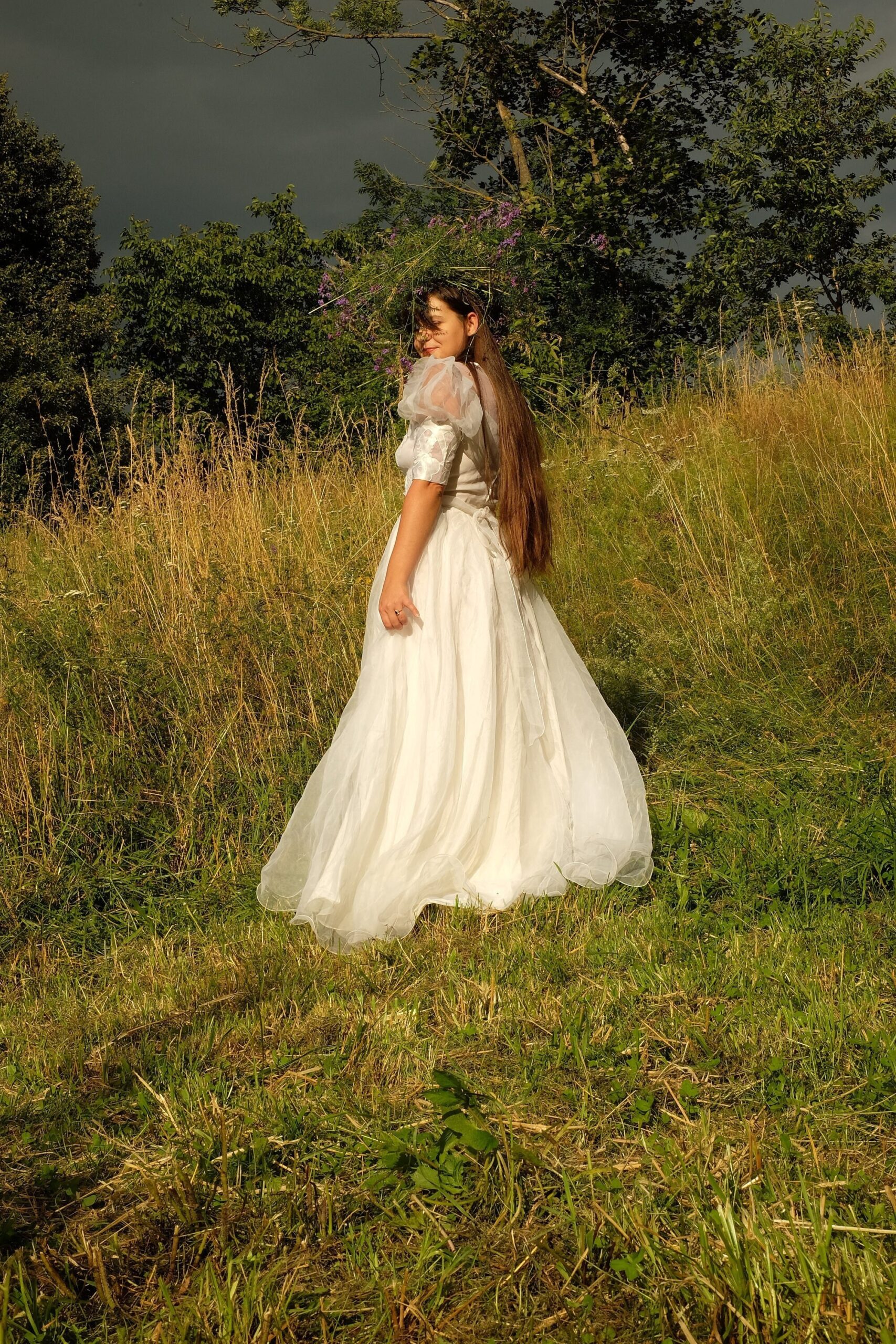 Vintage 70s Fairy Wedding Dress with Puff Sleeves - Image 3