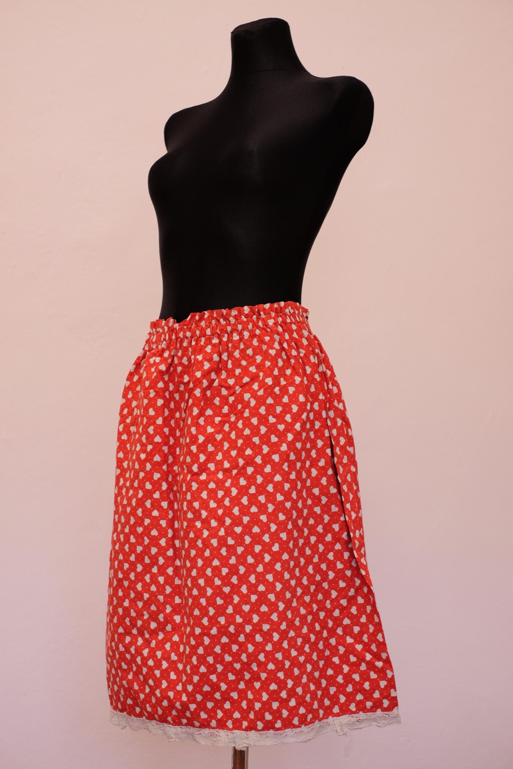 Vintage Red Skirt with white Hearts - Image 4