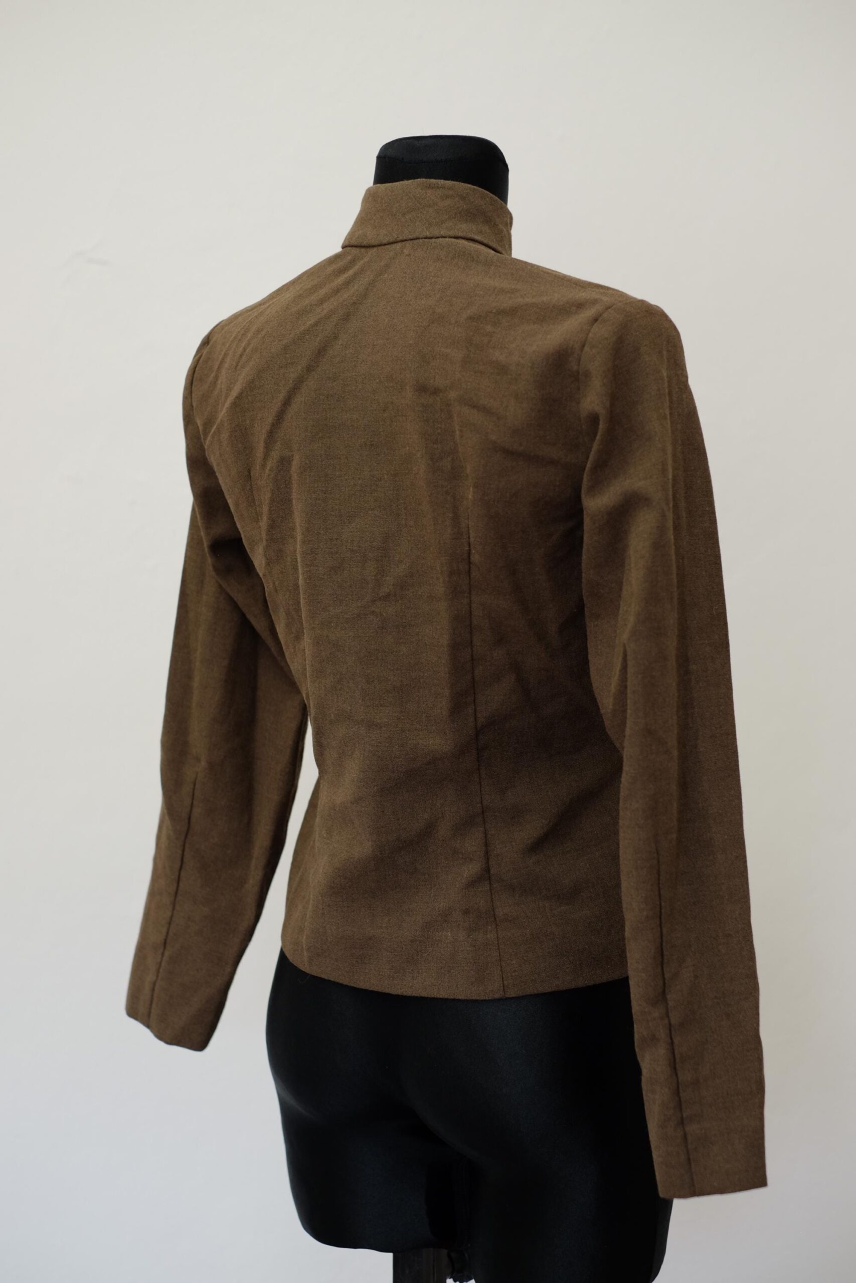 Vintage Women's Brown Light Fitted Suit Jacket/ Blazer - Image 9