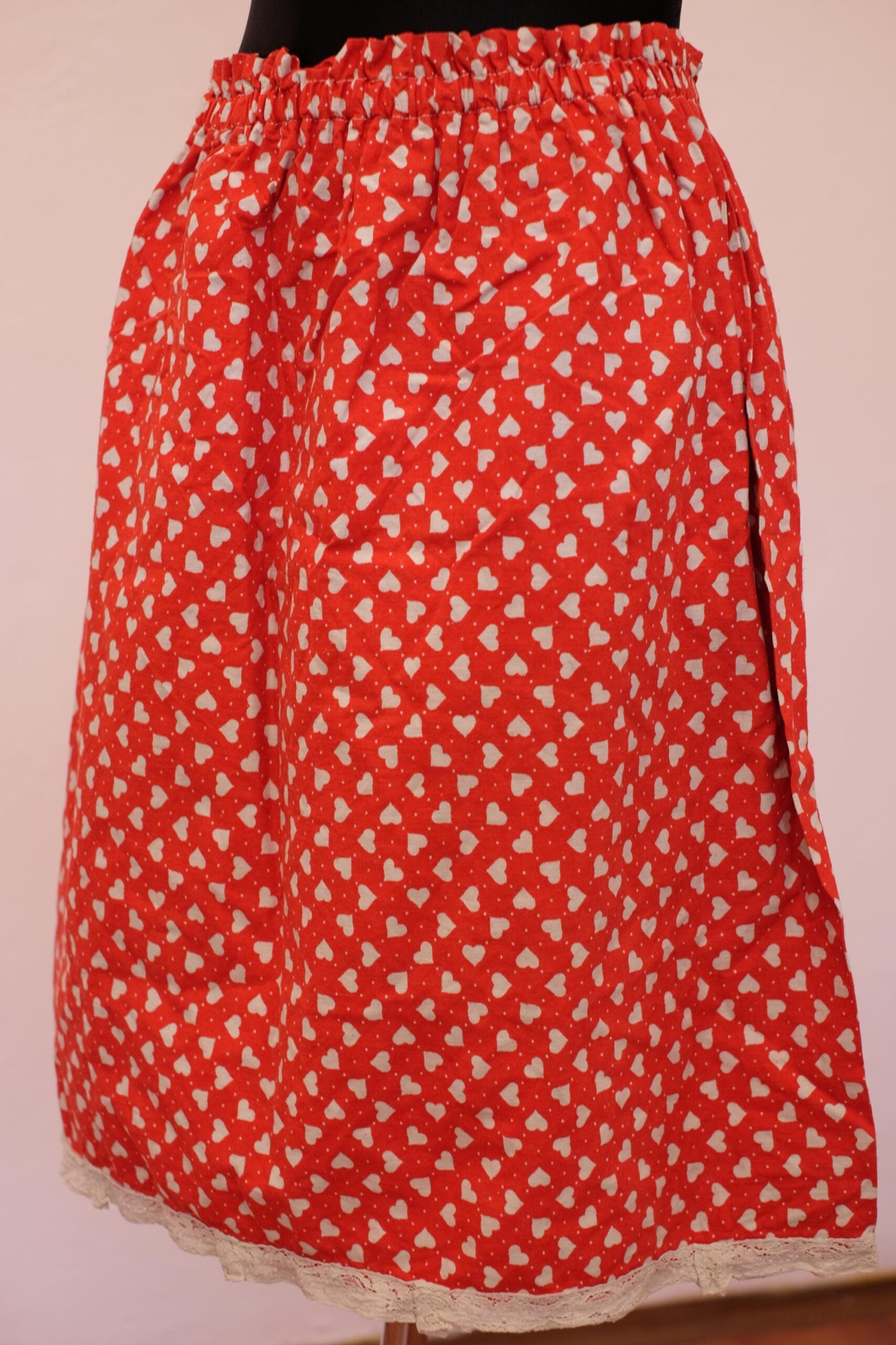Vintage Red Skirt with white Hearts - Image 5