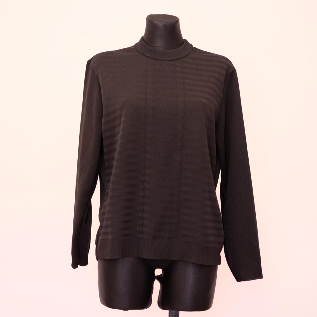 Vintage Black Knitted Pullover