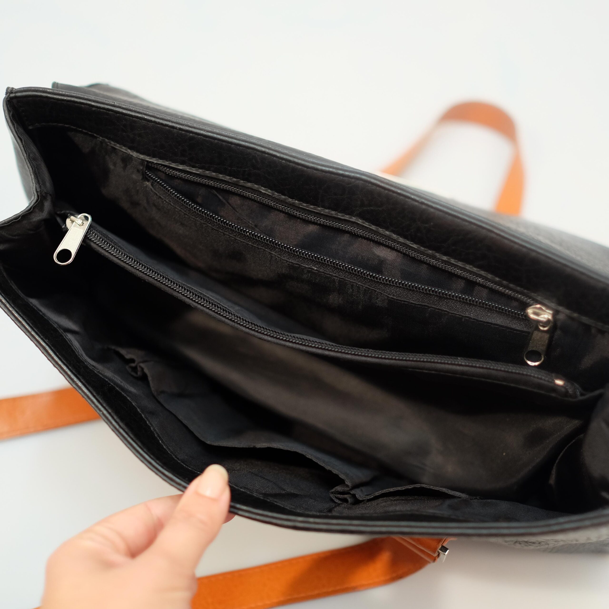 Vintage Black Rectangular Shoulder Bag with Brown Straps - Image 3