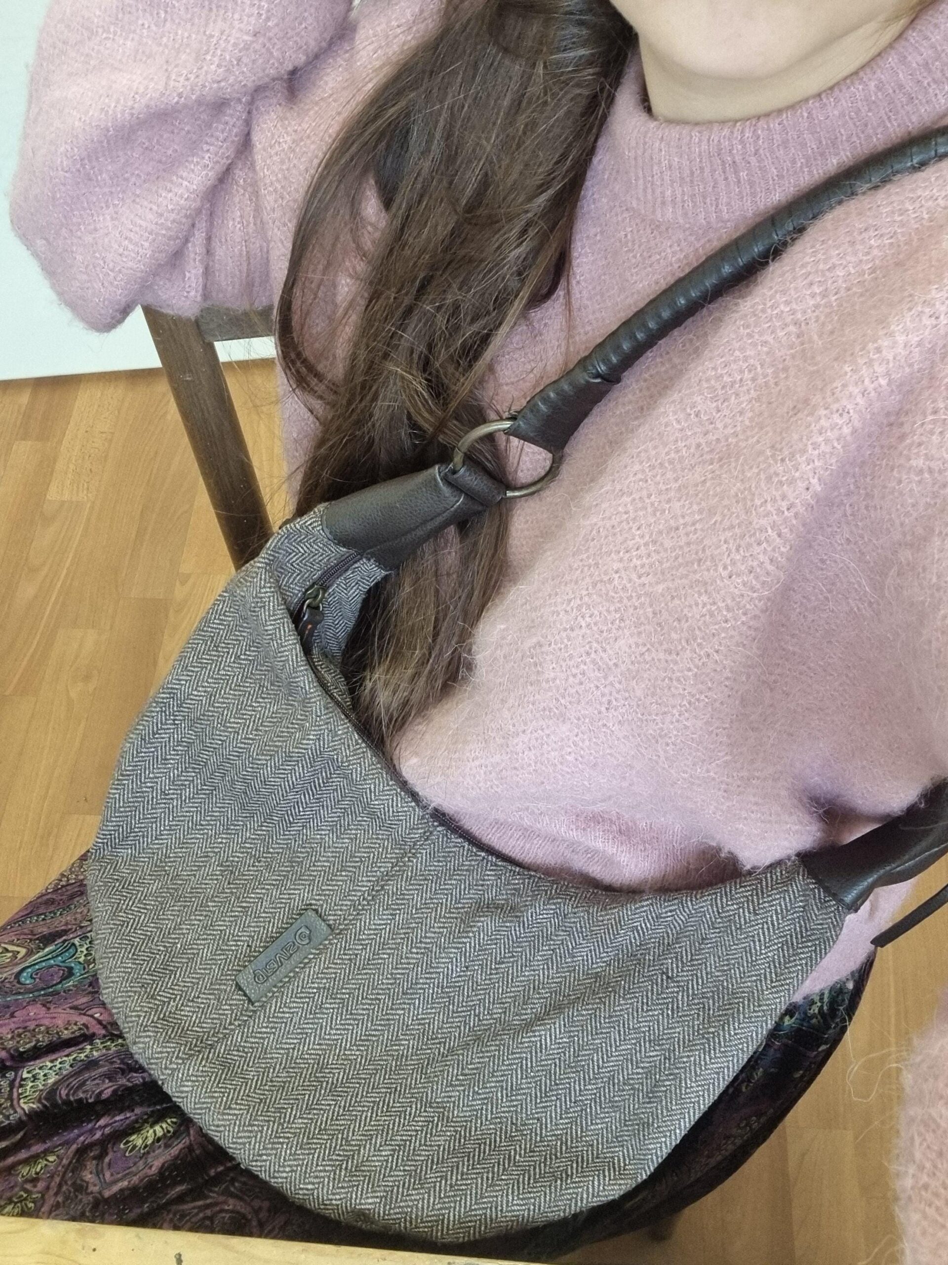 Vintage Brown Tweed Banana Shoulder Bag - Image 9