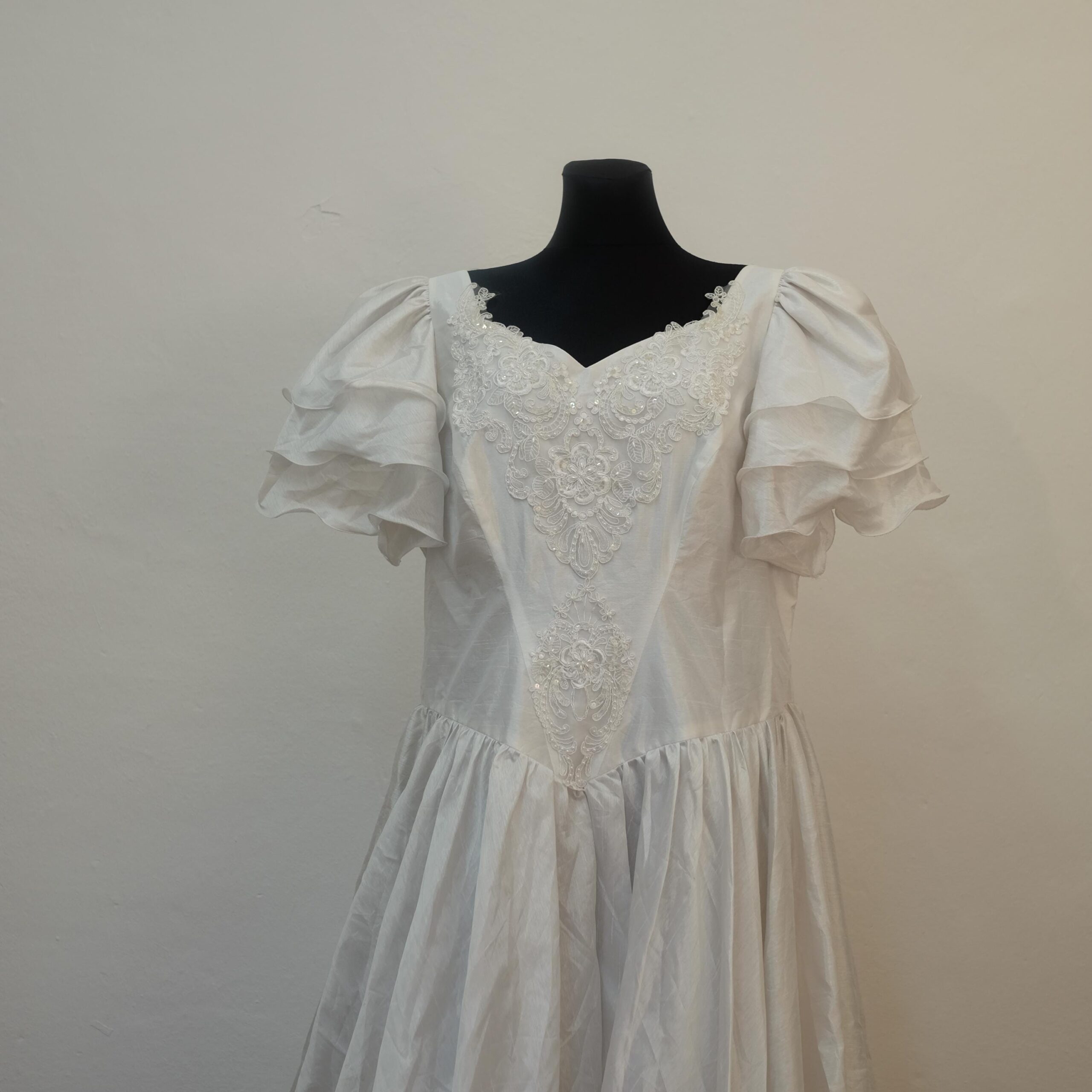 Vintage 90s Wedding Dress, Deadstock Kleemeier XXL with original Tags - Image 7