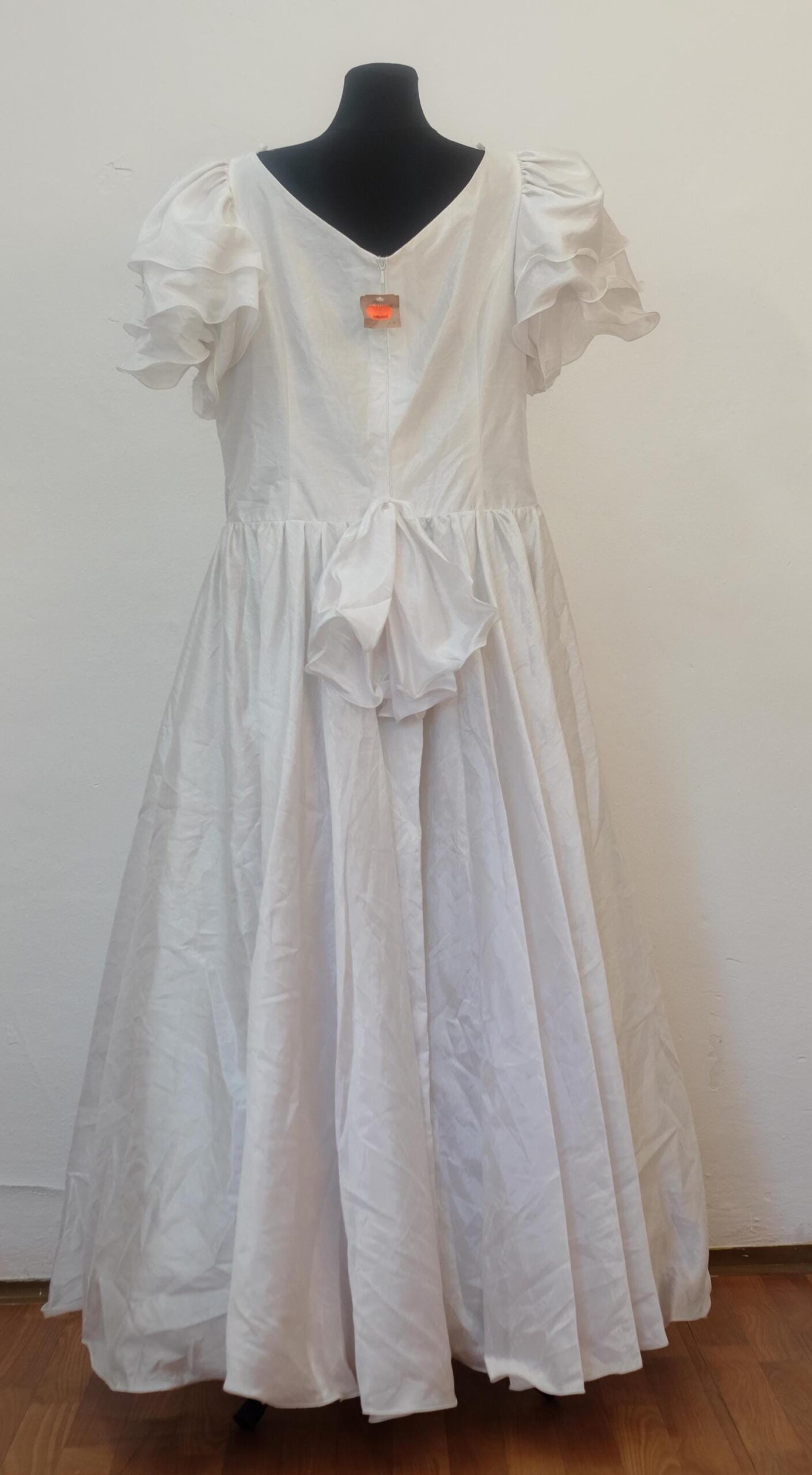Vintage 90s Wedding Dress, Deadstock Kleemeier XXL with original Tags - Image 2