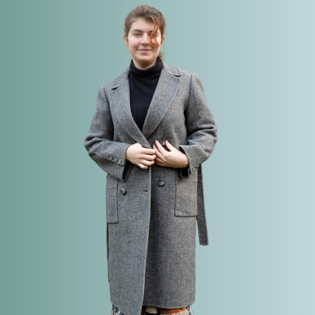Vintage 90s Long Gray Overcoat, Very Smart, Elegant and classy Style