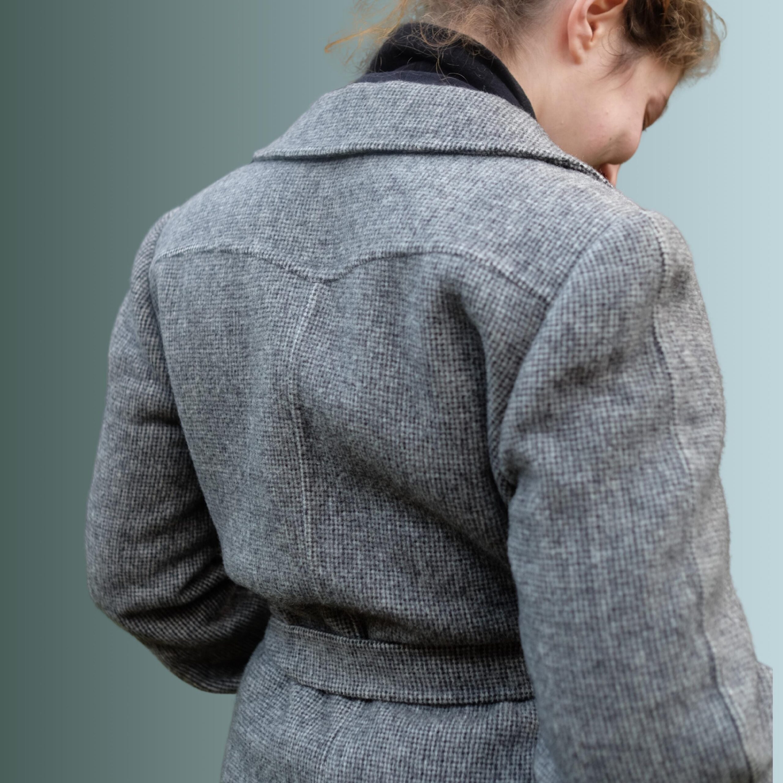 Vintage 90s Long Gray Overcoat, Very Smart, Elegant and classy Style - Image 6