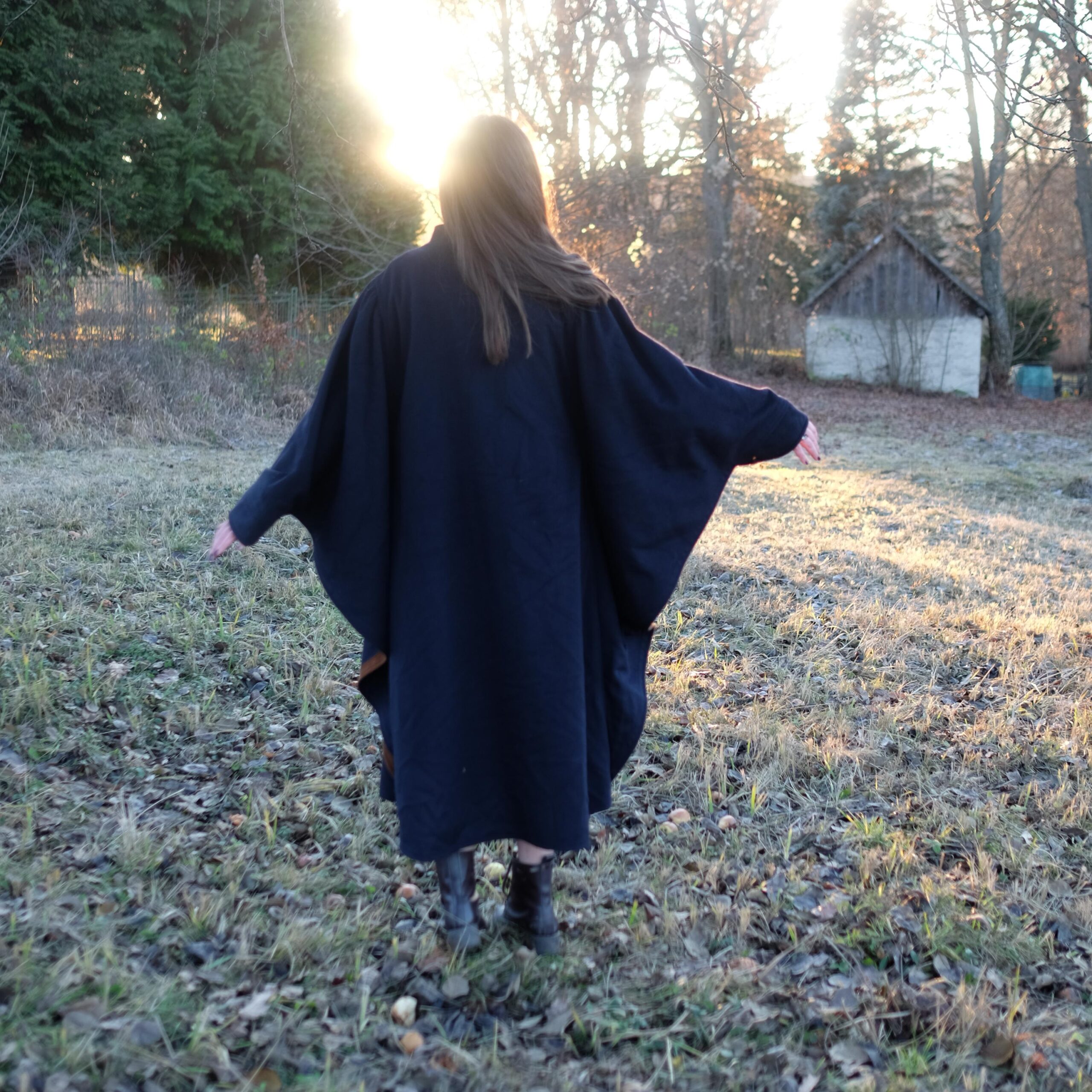 Vintage Navy Blue Long Cape Coat with Brown details, Luxurious Quality and Very Unique Design, yet Super Classy - Image 4