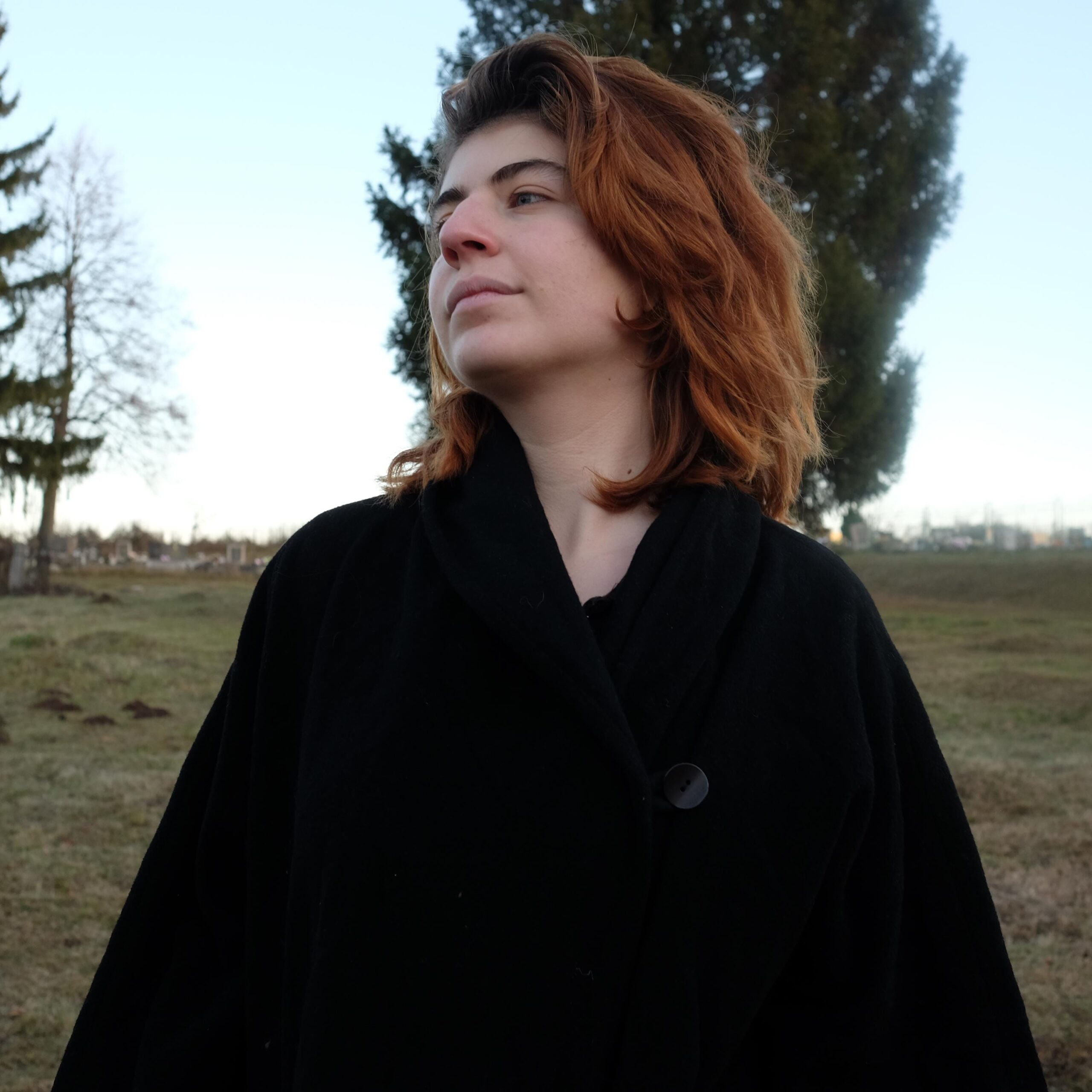 Vintage Black Witchy Cape Coat, Elegant and warm - Image 9