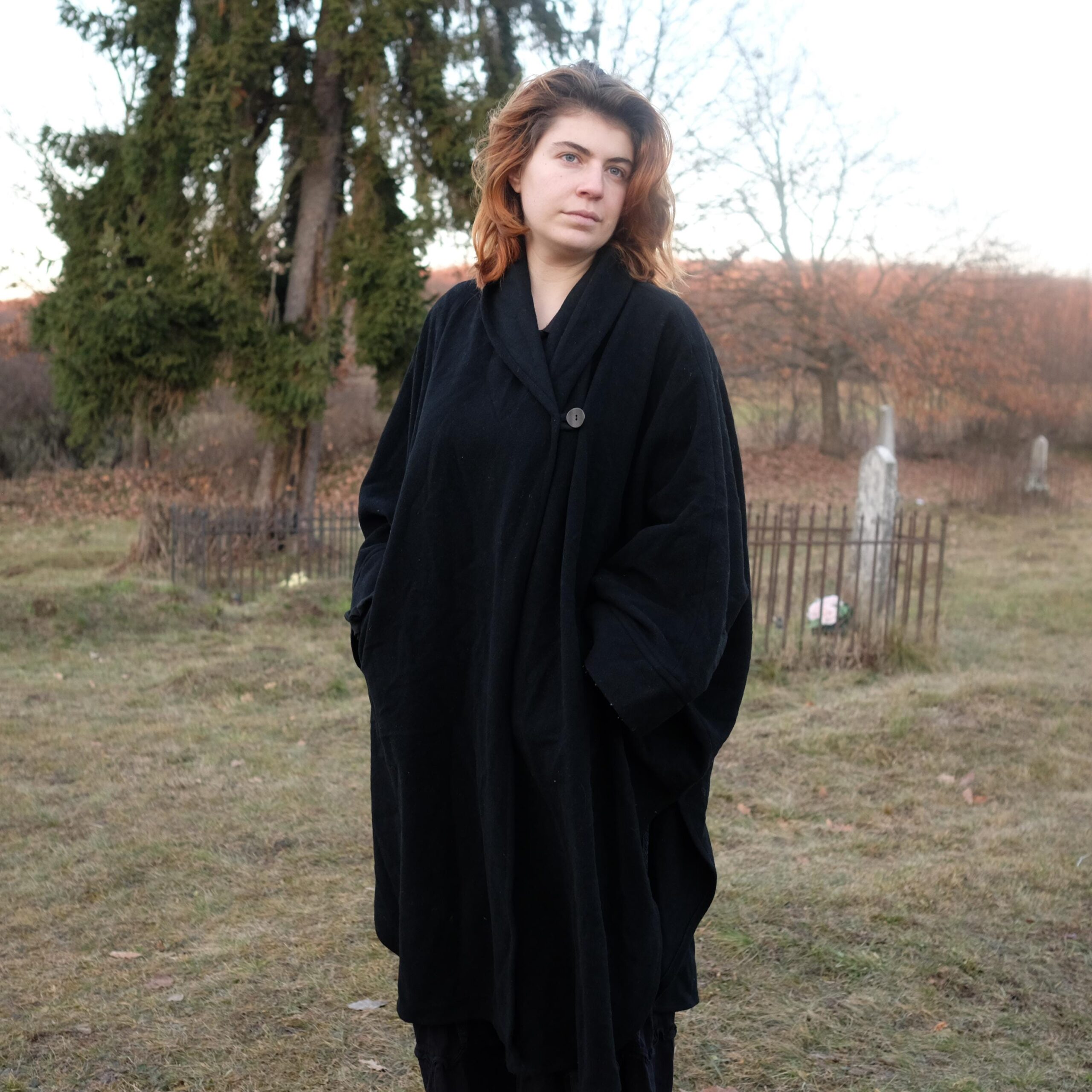 Vintage Black Witchy Cape Coat, Elegant and warm - Image 2
