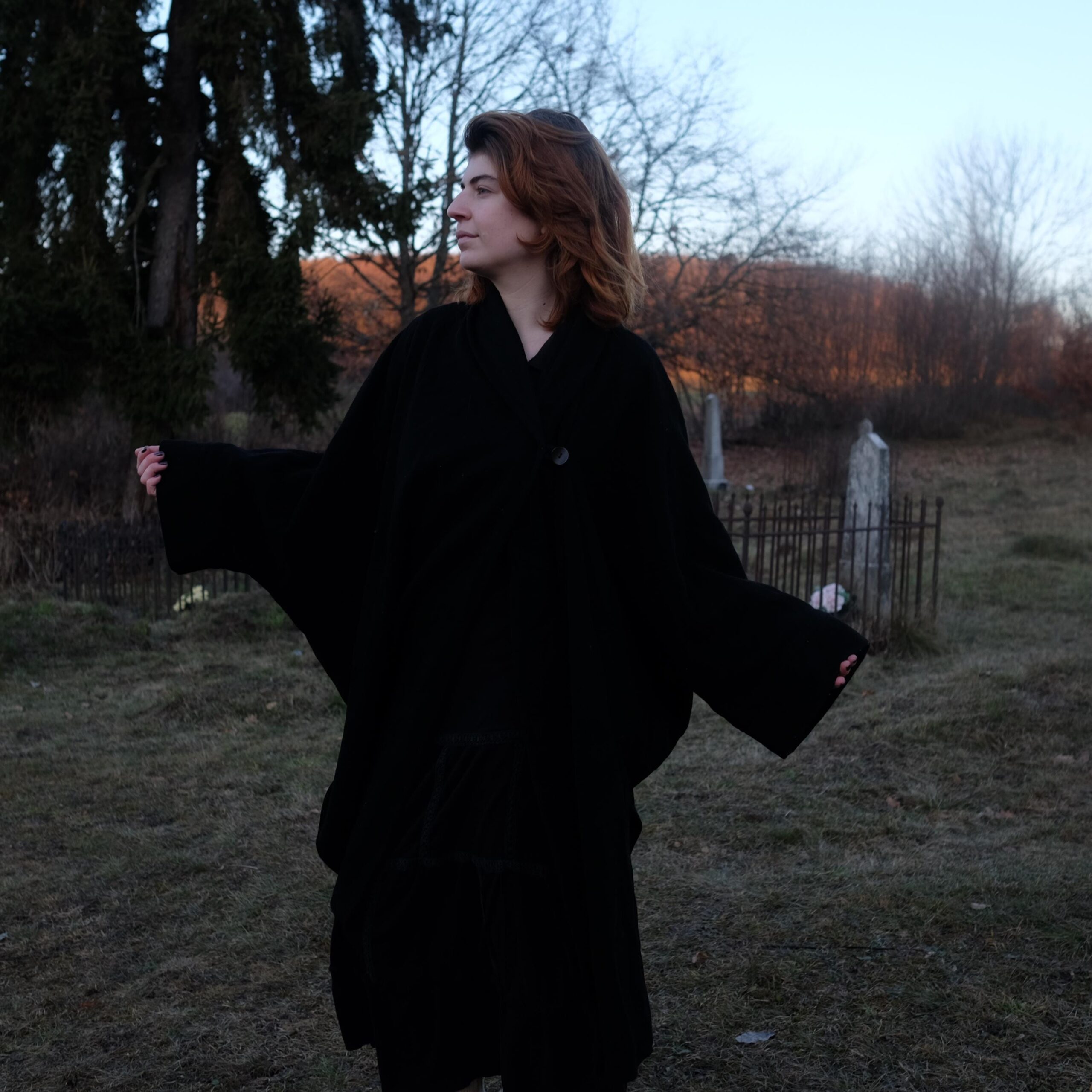 Vintage Black Witchy Cape Coat, Elegant and warm - Image 5
