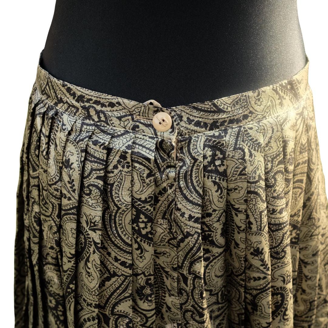 Vintage Metallic Paisley Pleated Skirt in Silver and blue combo, Bardehle skirt - Image 5