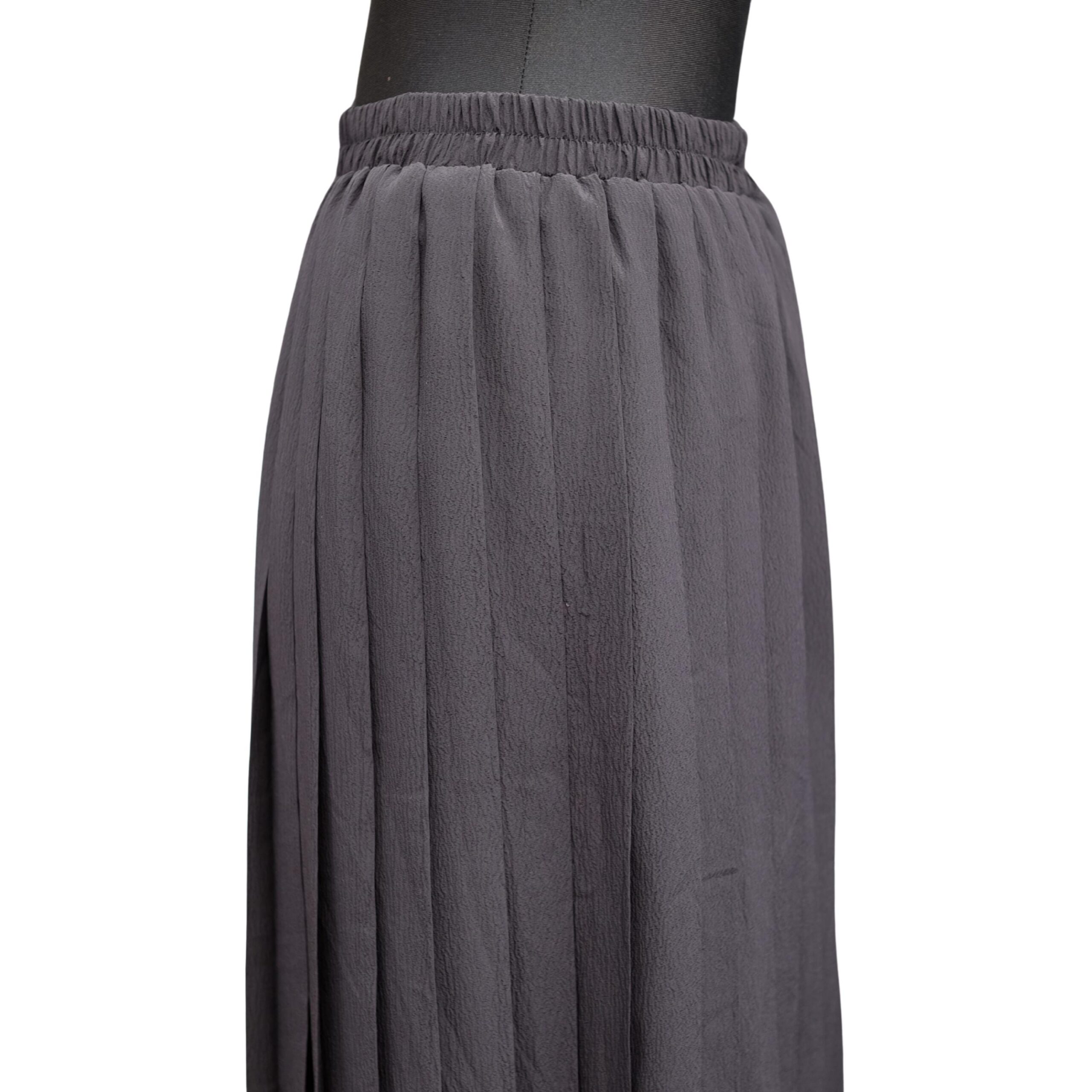 Vintage Black Pleated Skirt, Minimalistic skirt with waistband - Image 5
