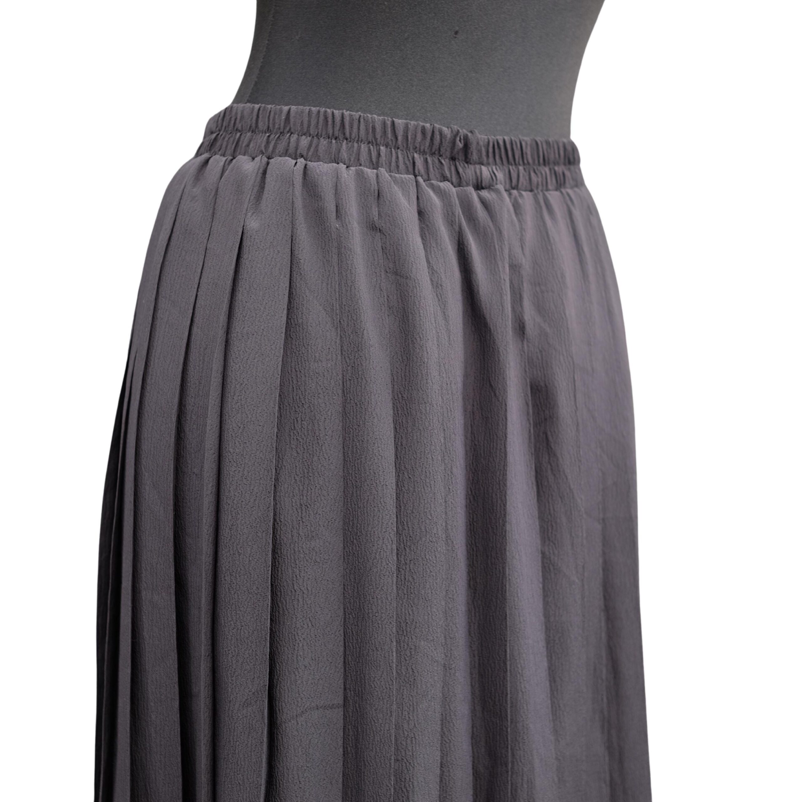 Vintage Black Pleated Skirt, Minimalistic skirt with waistband - Image 6
